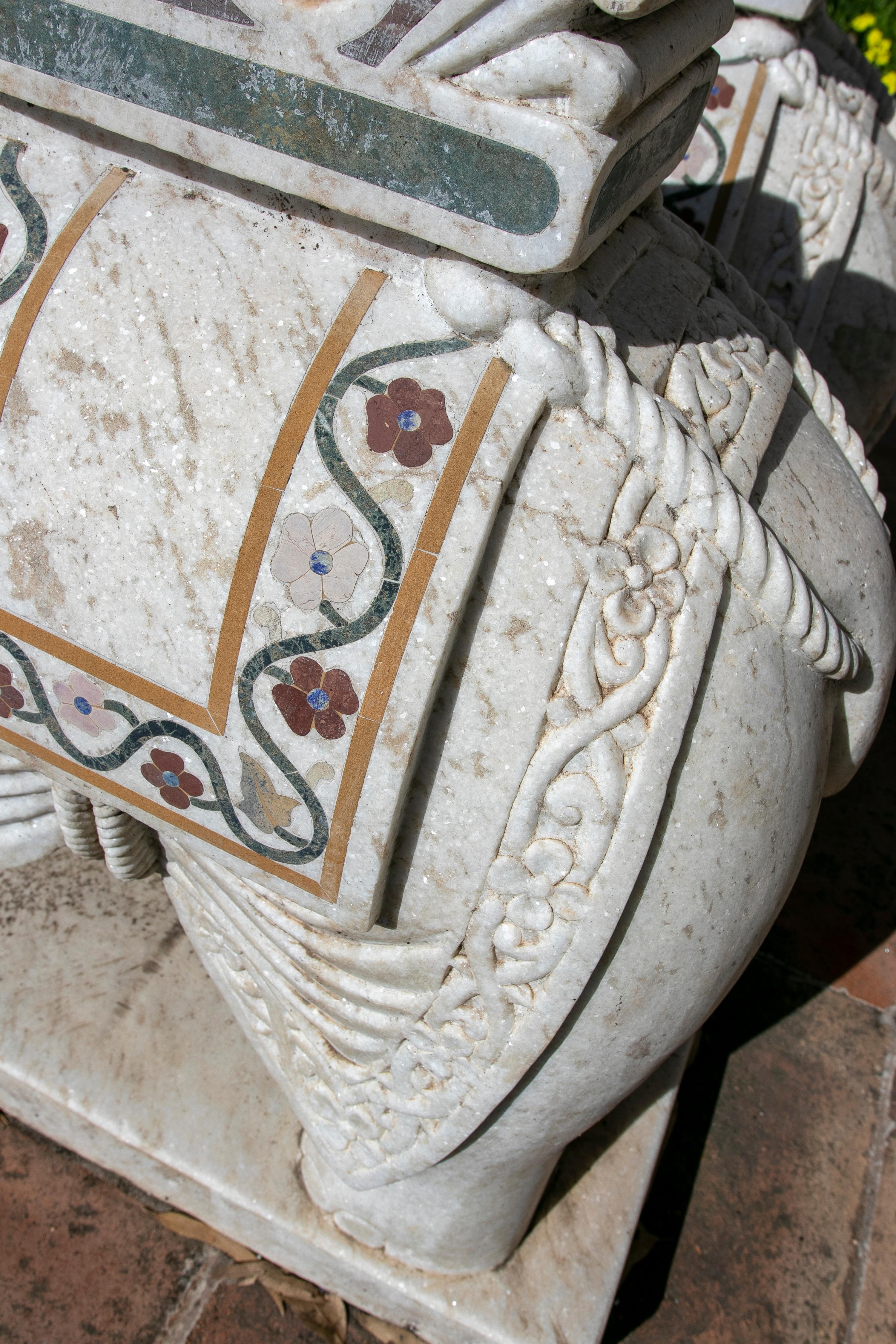 Coppia di elefanti intarsiati in marmo bianco Macael invecchiato intagliati a mano del 1990 in vendita 11