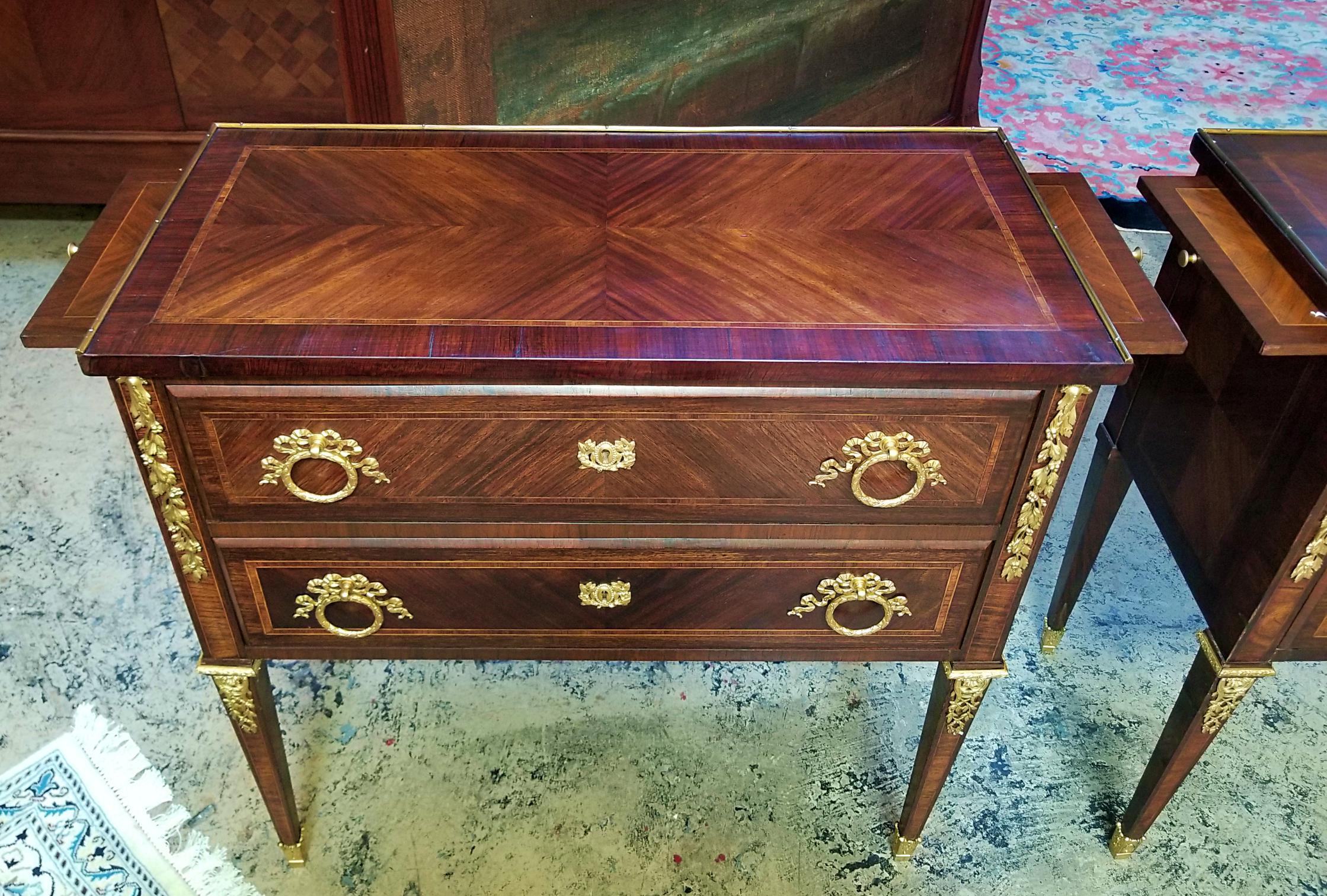 Pair of 19th Century Louis XVI Style Side Tables (Gegossen)