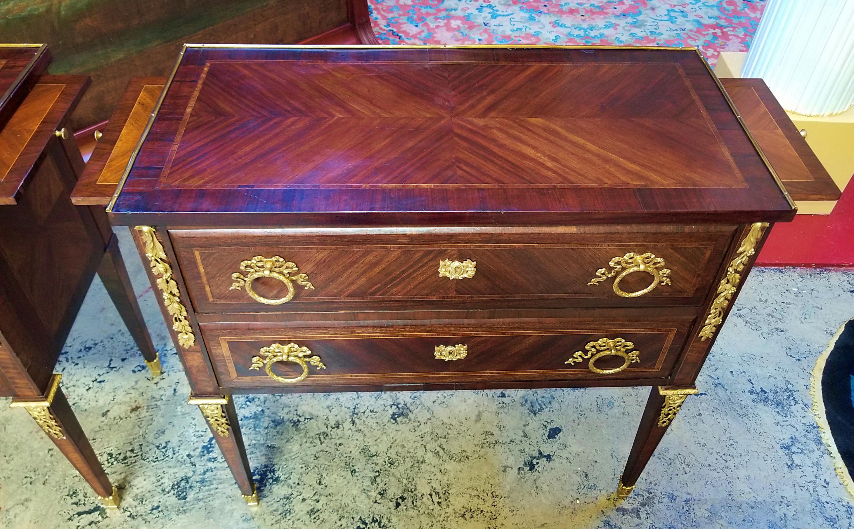 Pair of 19th Century Louis XVI Style Side Tables im Zustand „Gut“ in Dallas, TX