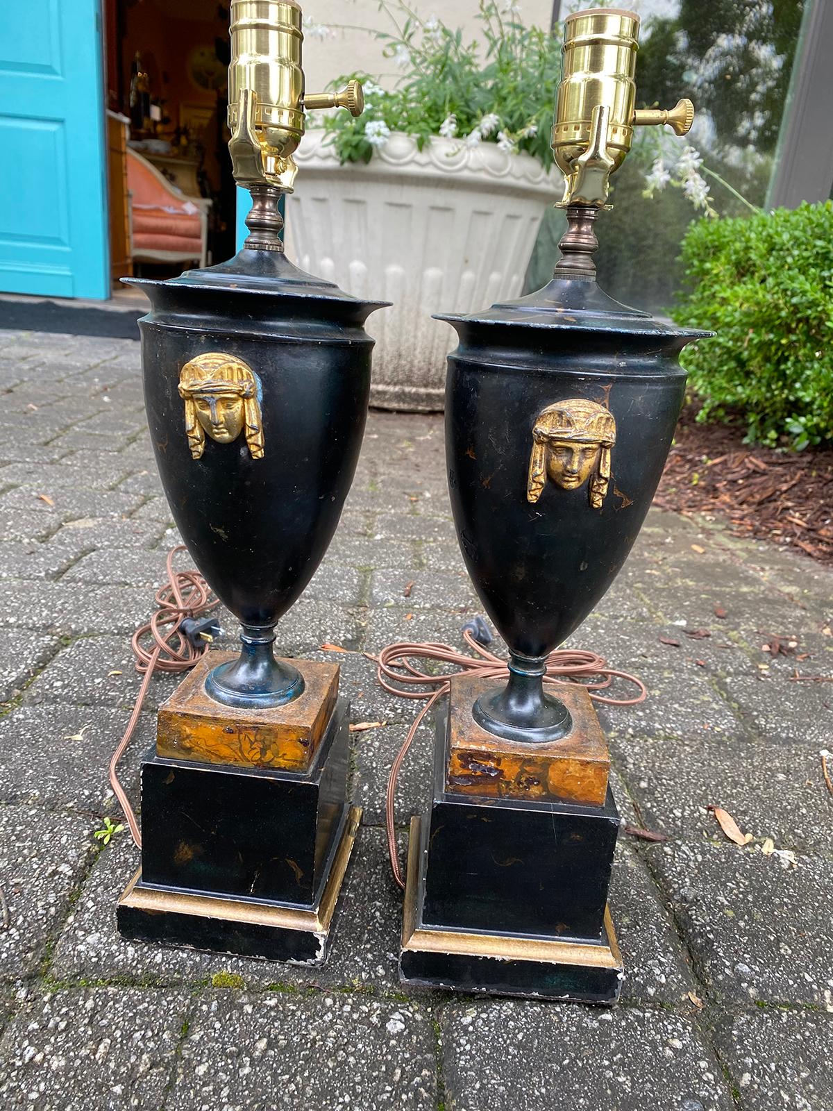 Pair of 19th-20th Century Black Tole Lamps with Neoclassical Mask In Good Condition In Atlanta, GA