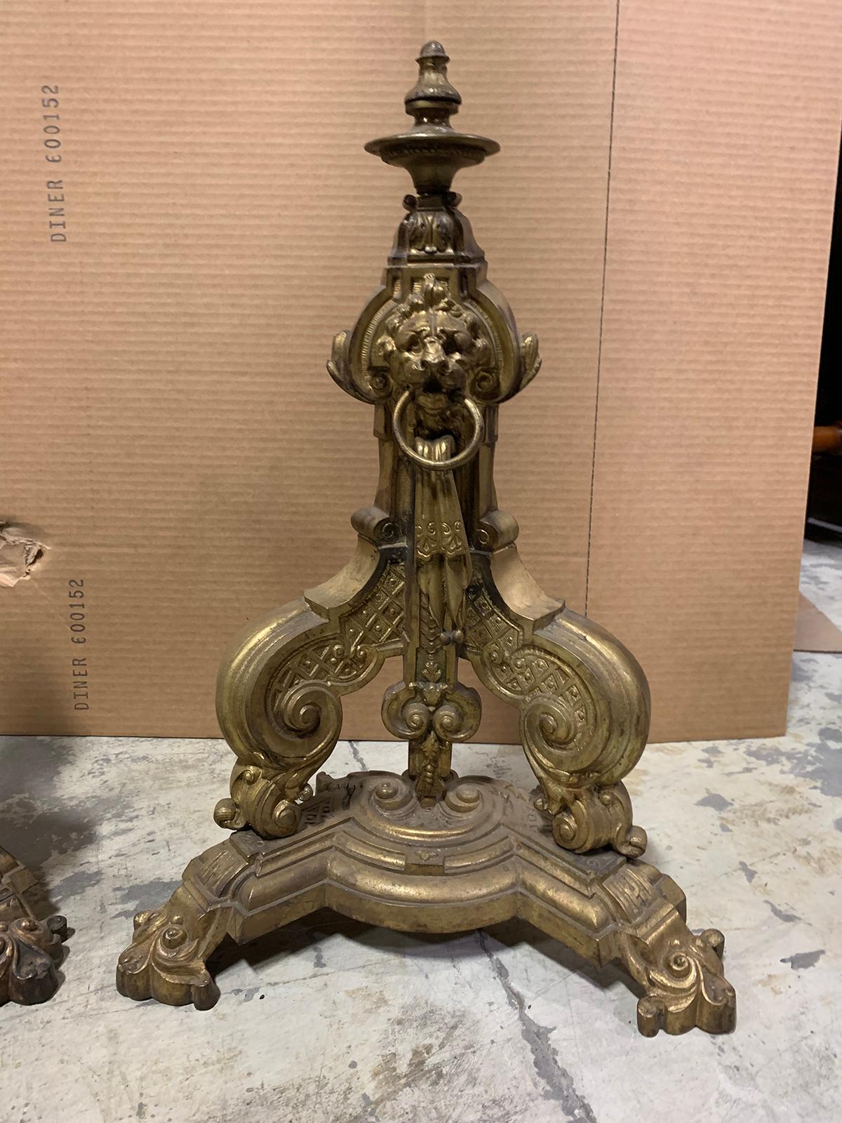 Pair of 19th-20th Century Brass Lion Fireplace Chenets with Rings 15