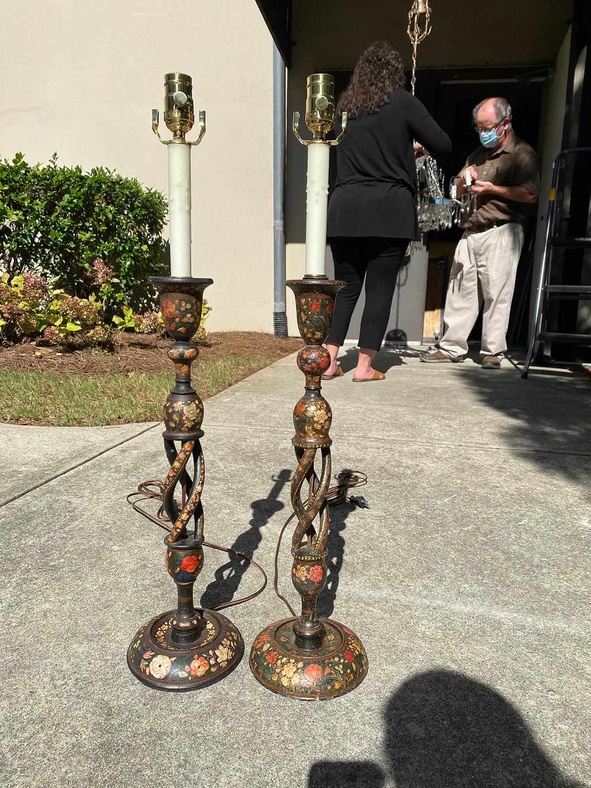 Pair of 19th-20th century Continental Kashmiri candlesticks as lamps
New wiring
One base measures 6.75