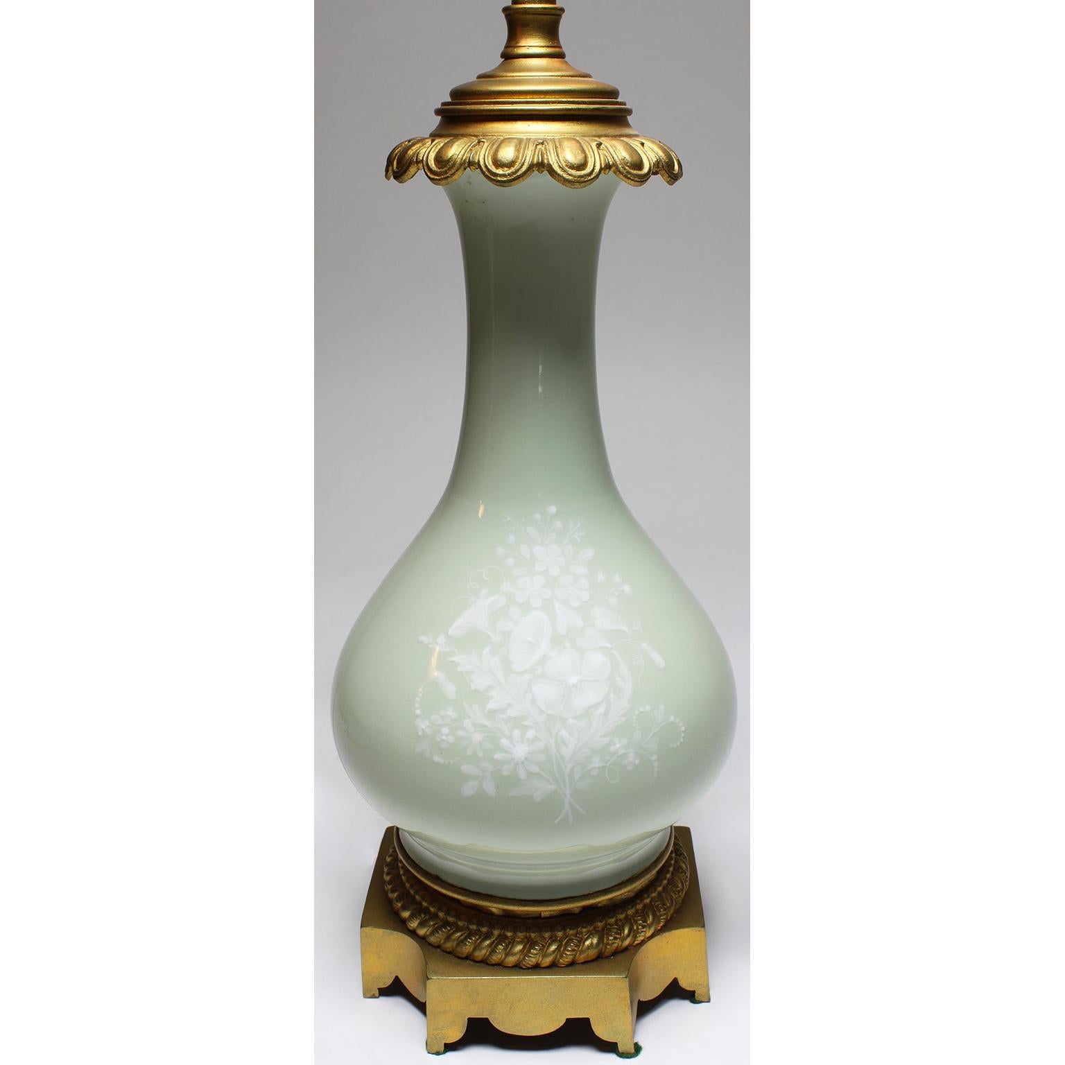 Pair of 19th-20th Century Pâte-sur-Pâte Porcelain and Gilt-Bronze Table Lamp For Sale 3