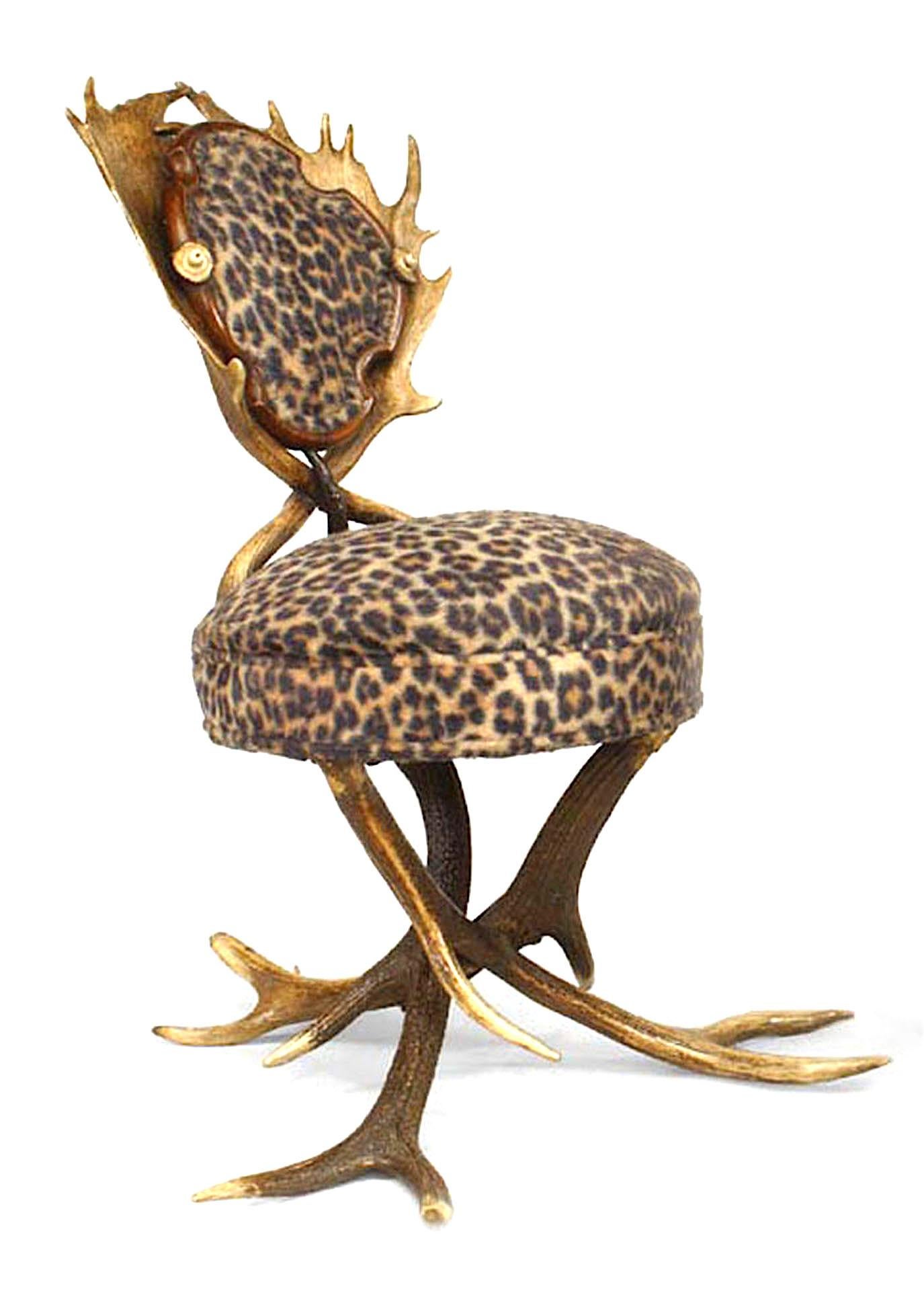 Pair of Rustic Continental Horn and Oak Leopard Side Chairs In Good Condition For Sale In New York, NY