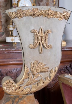 Paire de jardinières décoratives en tôle du XIXe siècle