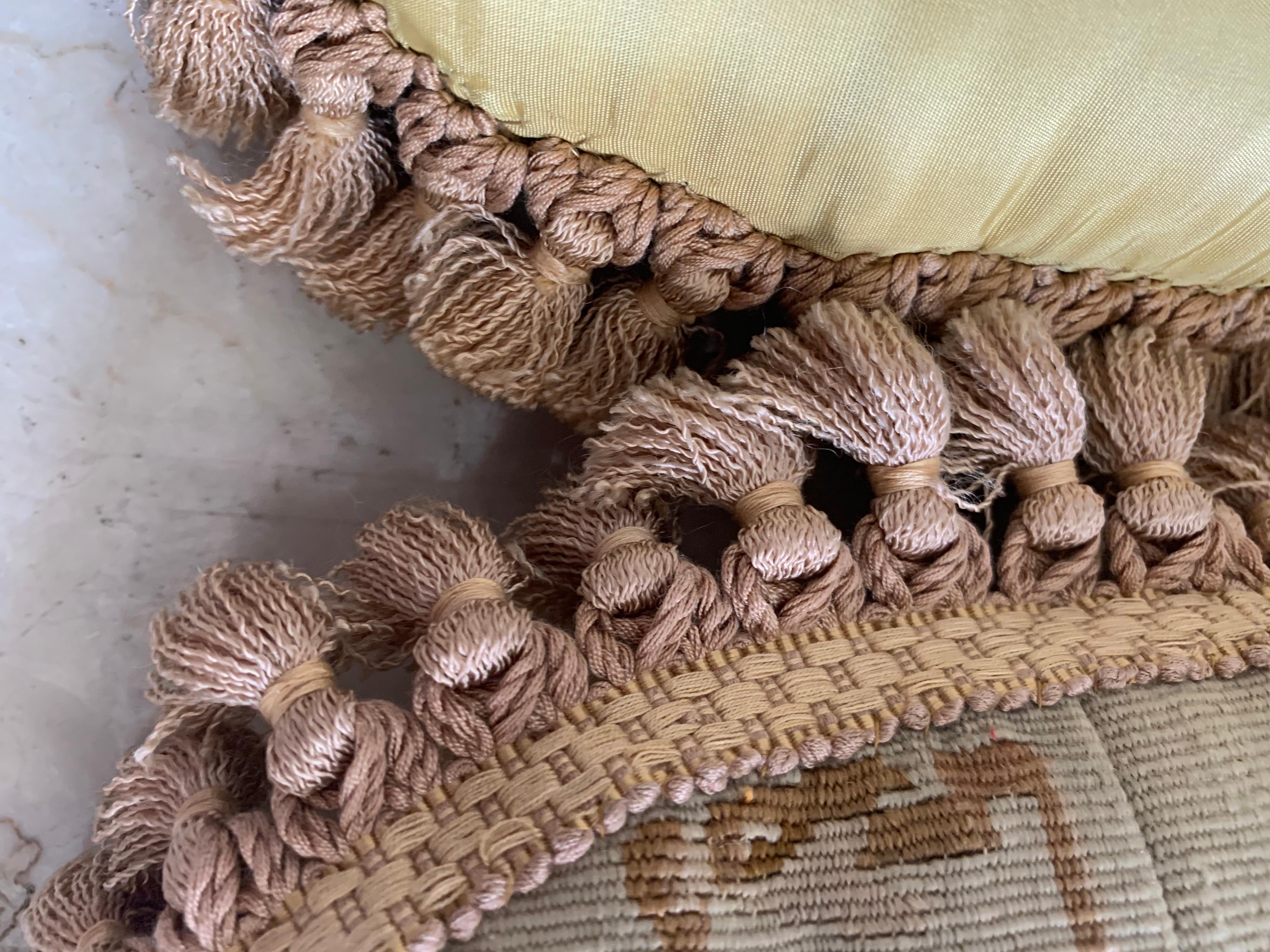 Pair of 19th Century French Tapestry Pillows with Foliage Petite Tassels In Good Condition For Sale In New York, NY