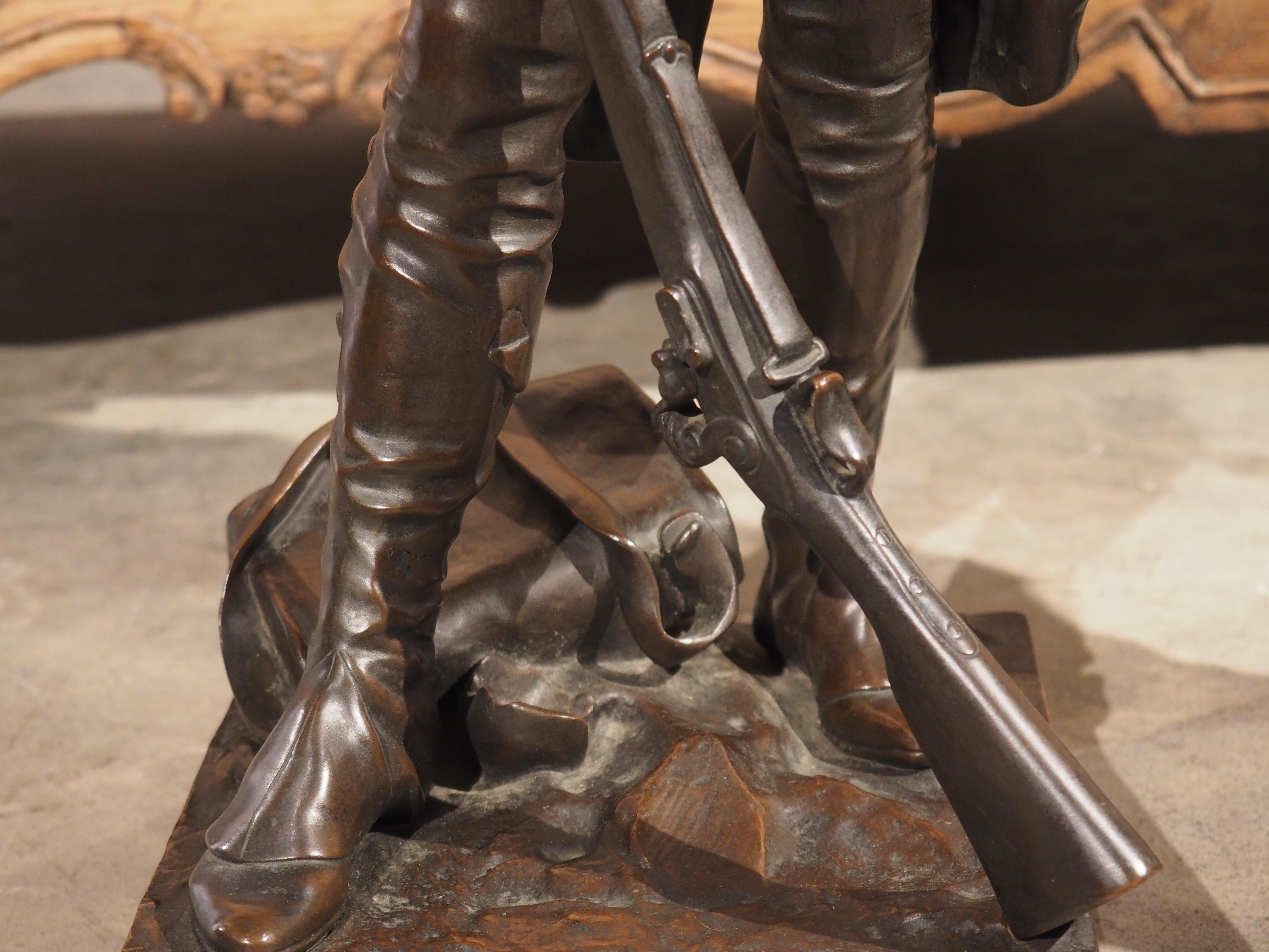 Paire de soldats français en bronze du 19e siècle, avant et après le combat, H. Dumaige Bon état - En vente à Dallas, TX