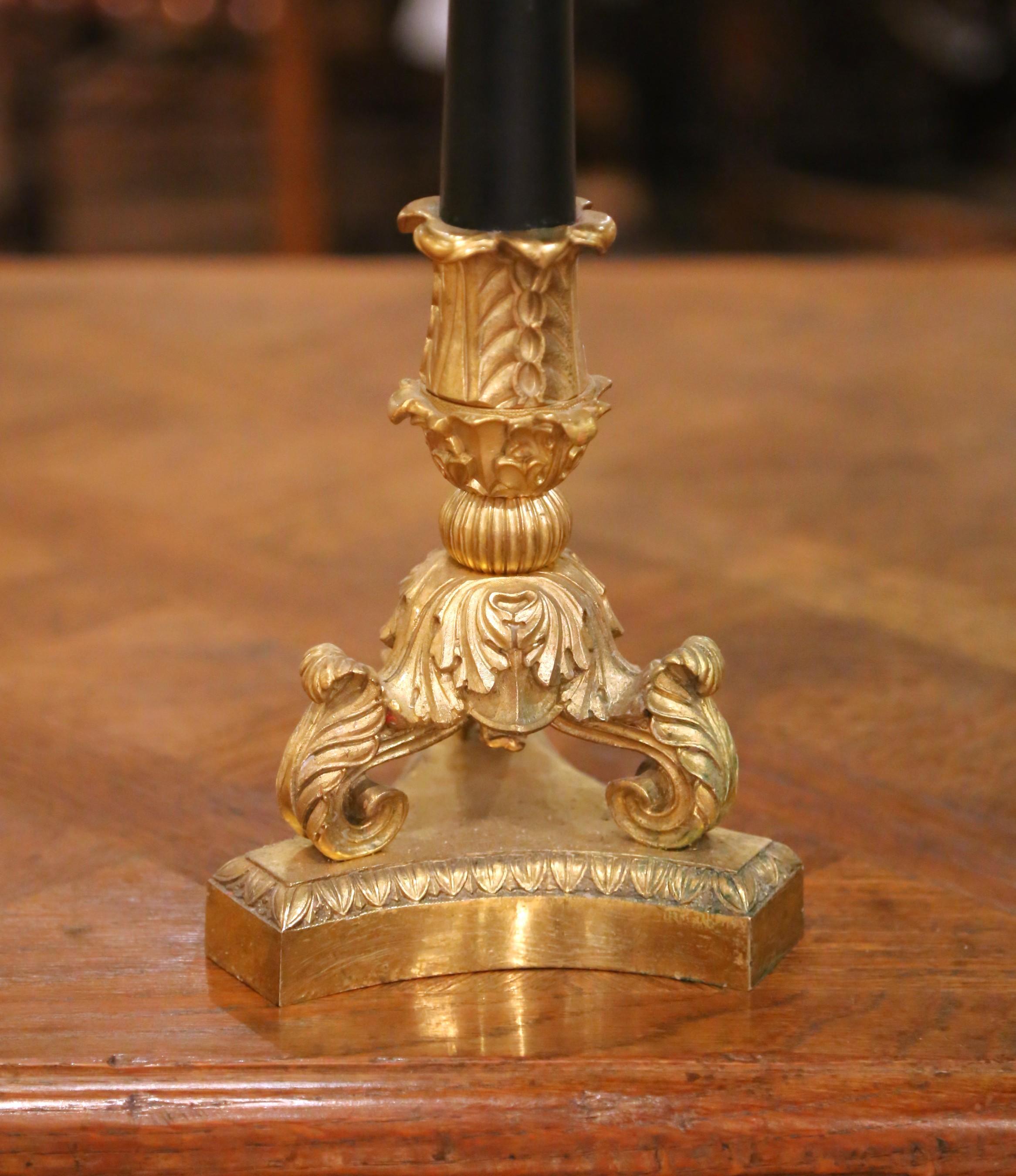 Pair of 19th C. French Empire Bronze and Patinated Brass Four-Light Candelabra in vendita 1