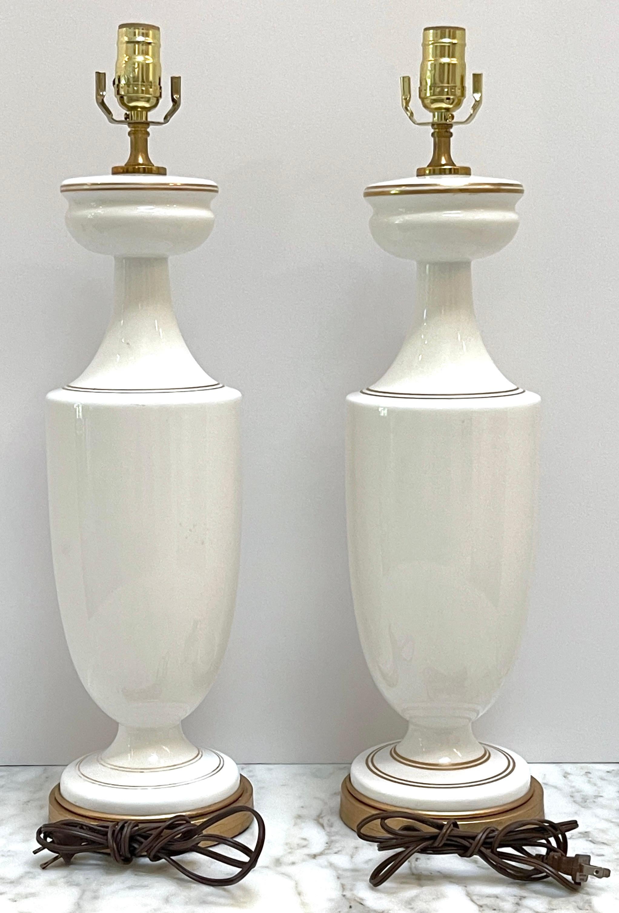 Pair of 19th C French Neoclassical Gilt Opaline Glass Lamps 'Venus & Neptune'  For Sale 2