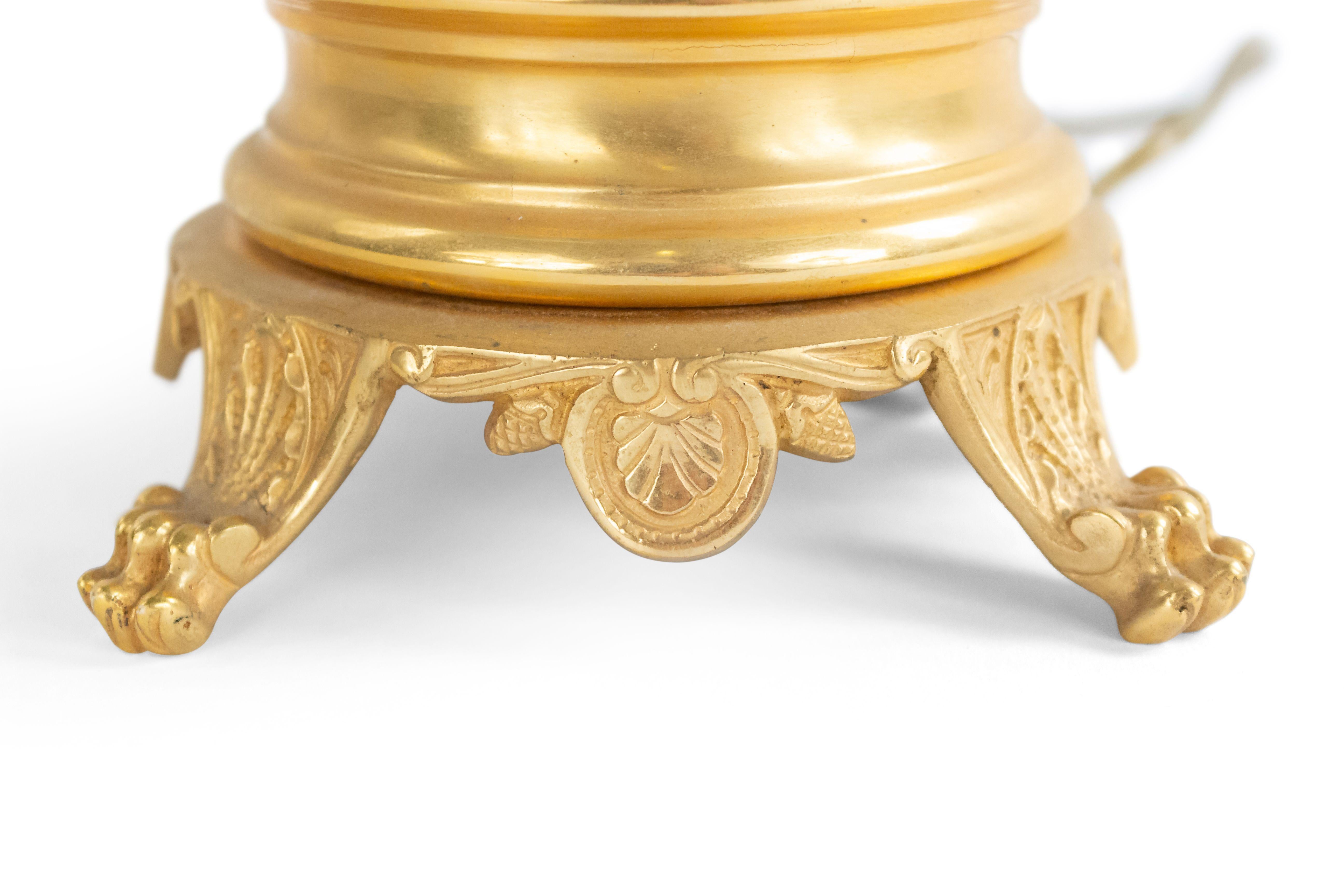 Paire de lampes de bureau céladon en porcelaine de l'époque victorienne française en vente 1