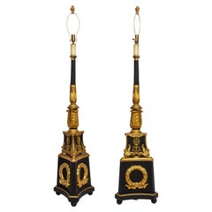 Paar französische Fackel-/Stehlampen aus Goldbronze und patinierter Bronze aus dem 19. Jahrhundert