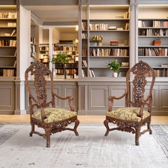 Pareja de tronos franceses del Renacimiento (Luis XIV-XV) del s. XIX tallados a mano en nogal