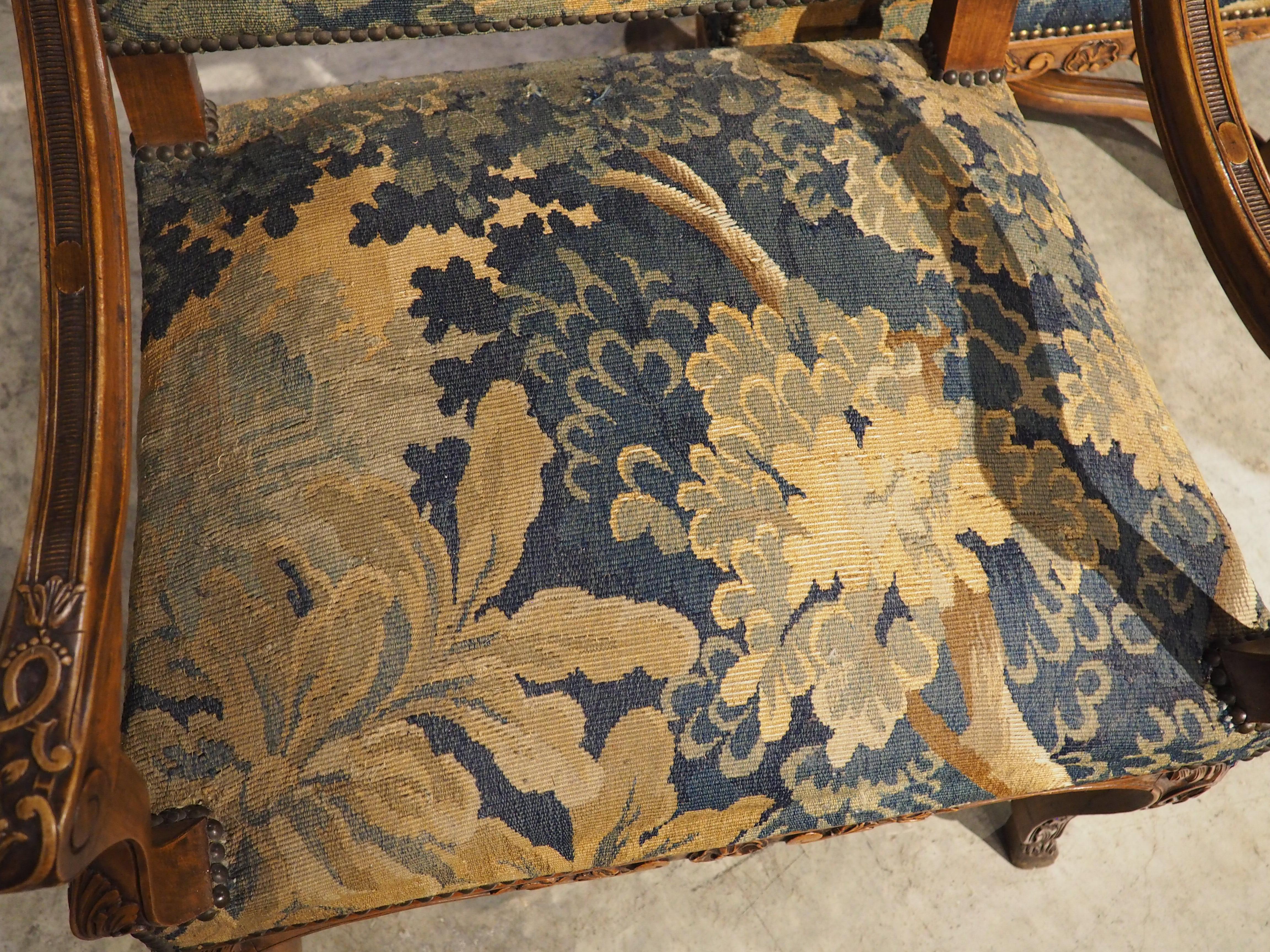 Paar französische Sessel im Regence-Stil des 19. Jh. mit Verdure-Tapisserie-Polsterung (Französisch) im Angebot