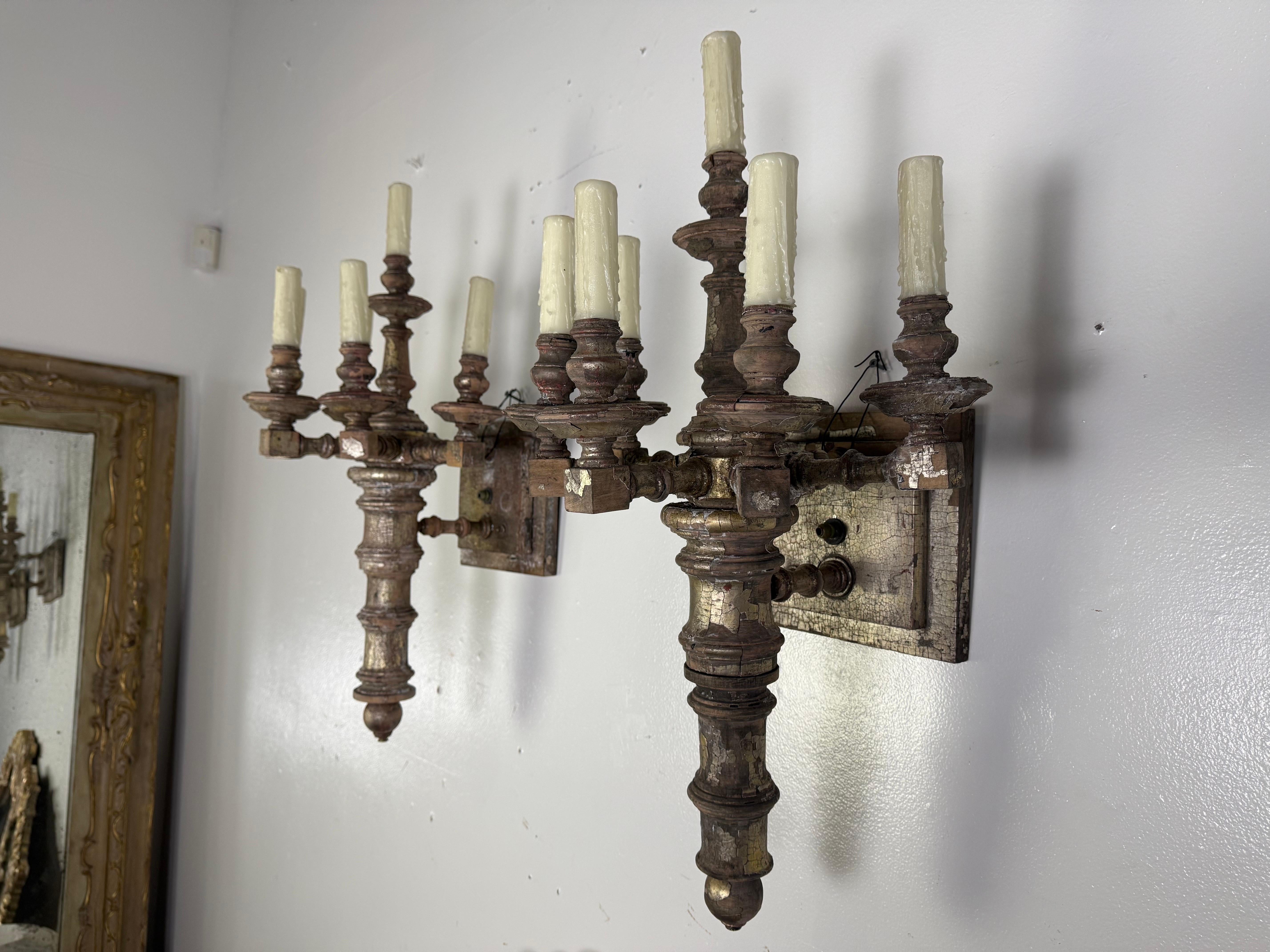 Pareja de candelabros italianos de 5 luces del siglo XIX Italiano en venta