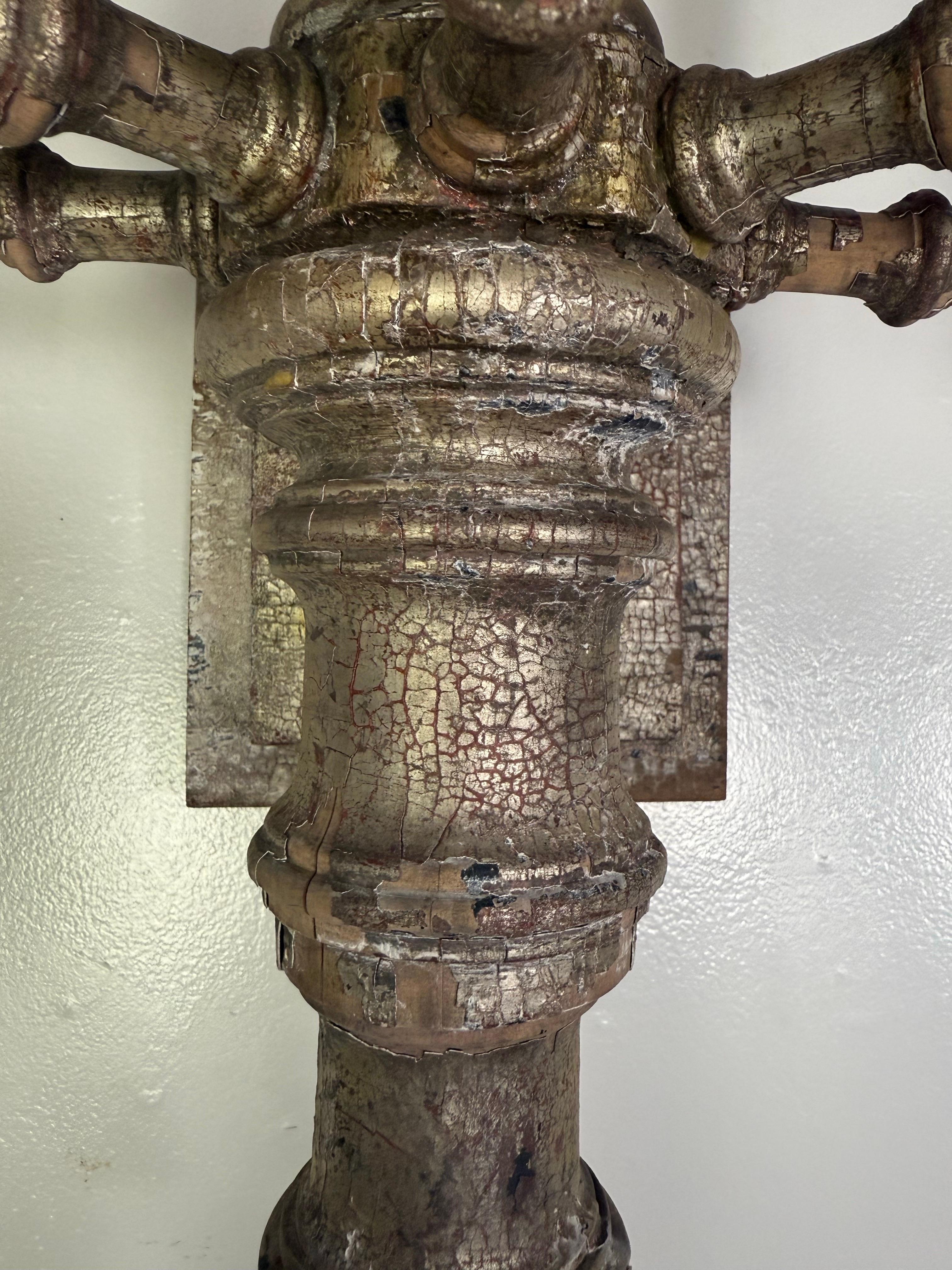 Pareja de candelabros italianos de 5 luces del siglo XIX en venta 3