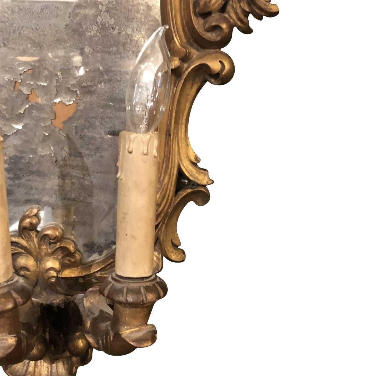 Pair of 19th Century Italian Carved Three-Light Mirrored Sconces For Sale 1