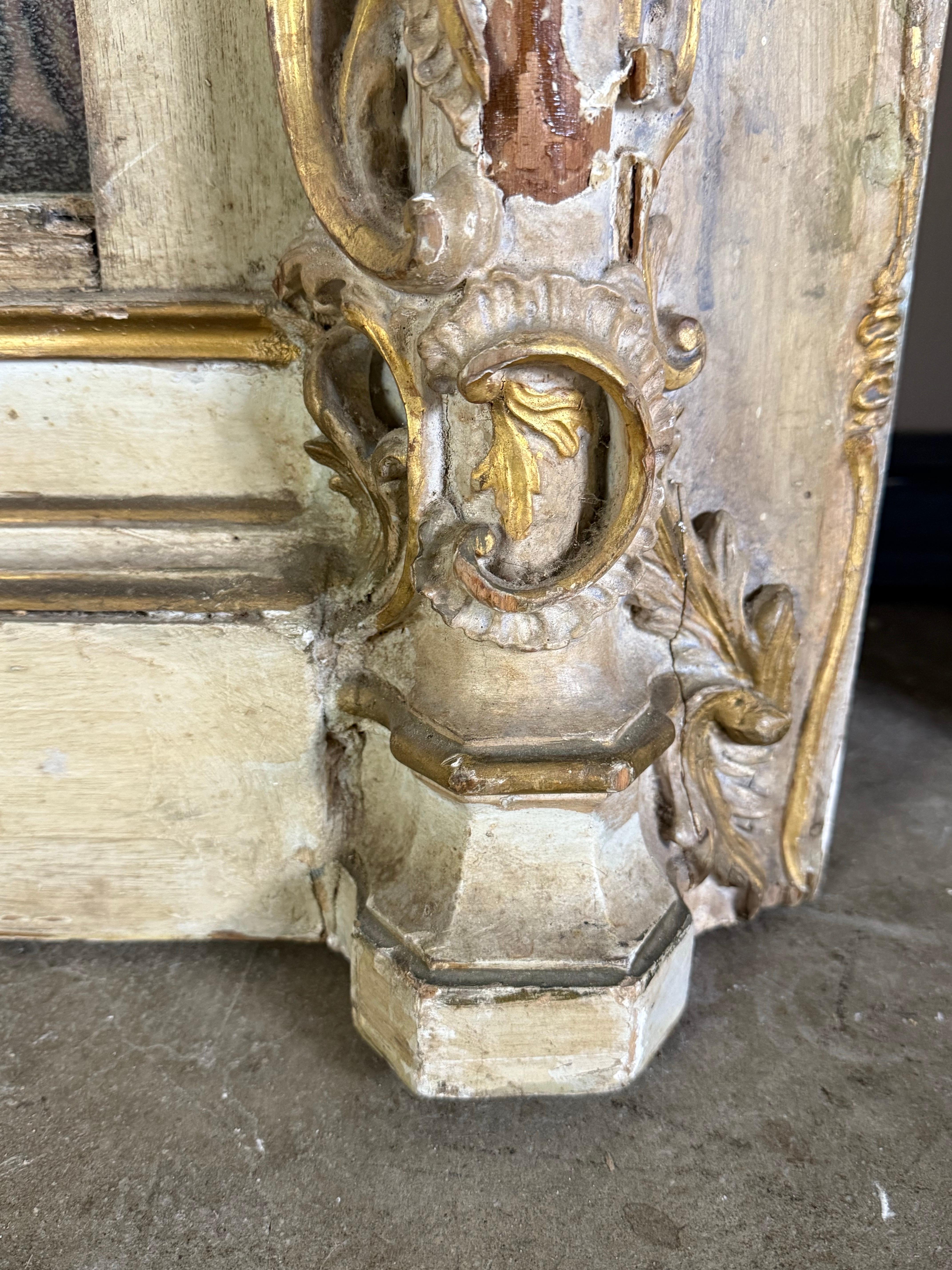 XIXe siècle Paire d'encadrements de porte italiens du A.I.C. avec Antique Mirror en vente