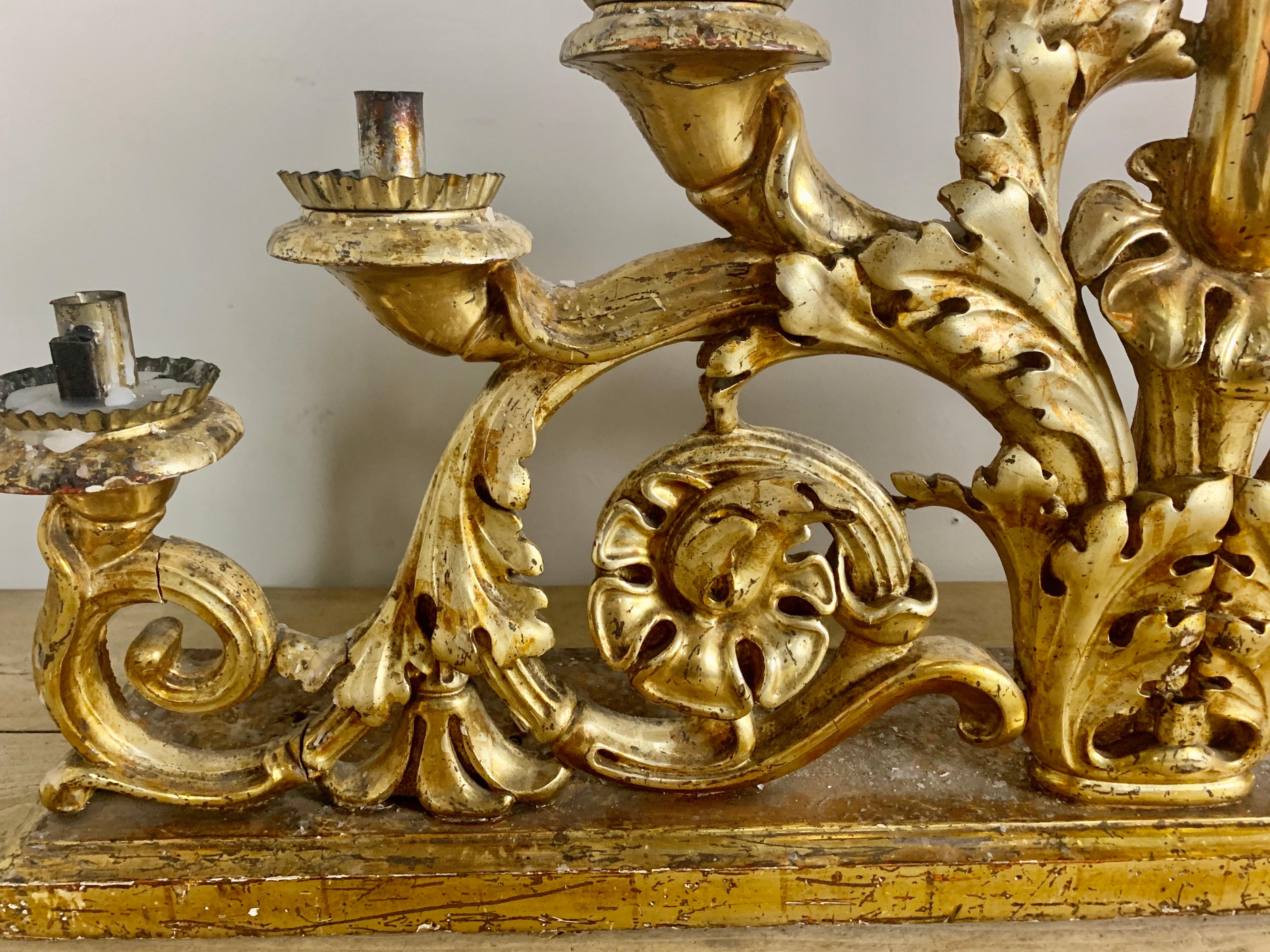 Pair of 19th Century Italian Giltwood Candleholders For Sale 1