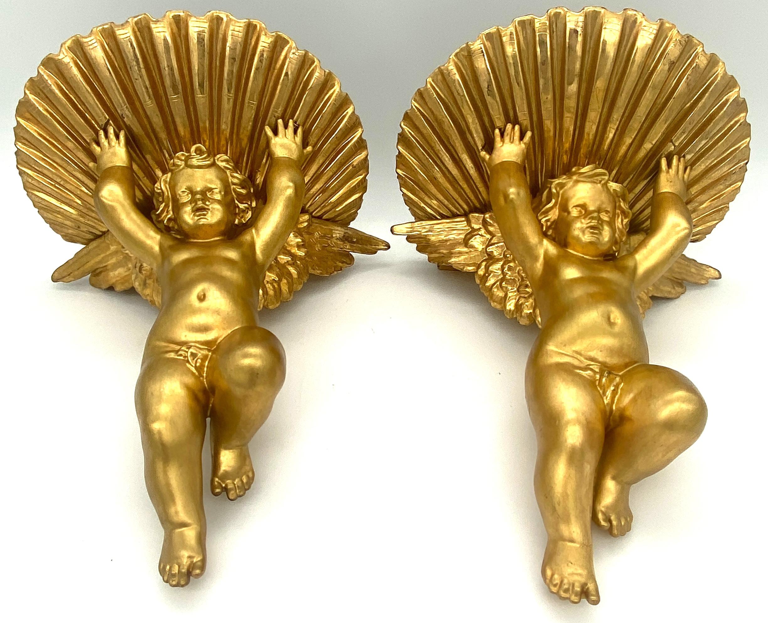 Hand-Carved Pair of 19th C. Italian Grotto Carved Giltwood Putti & Shell Wall Brackets For Sale