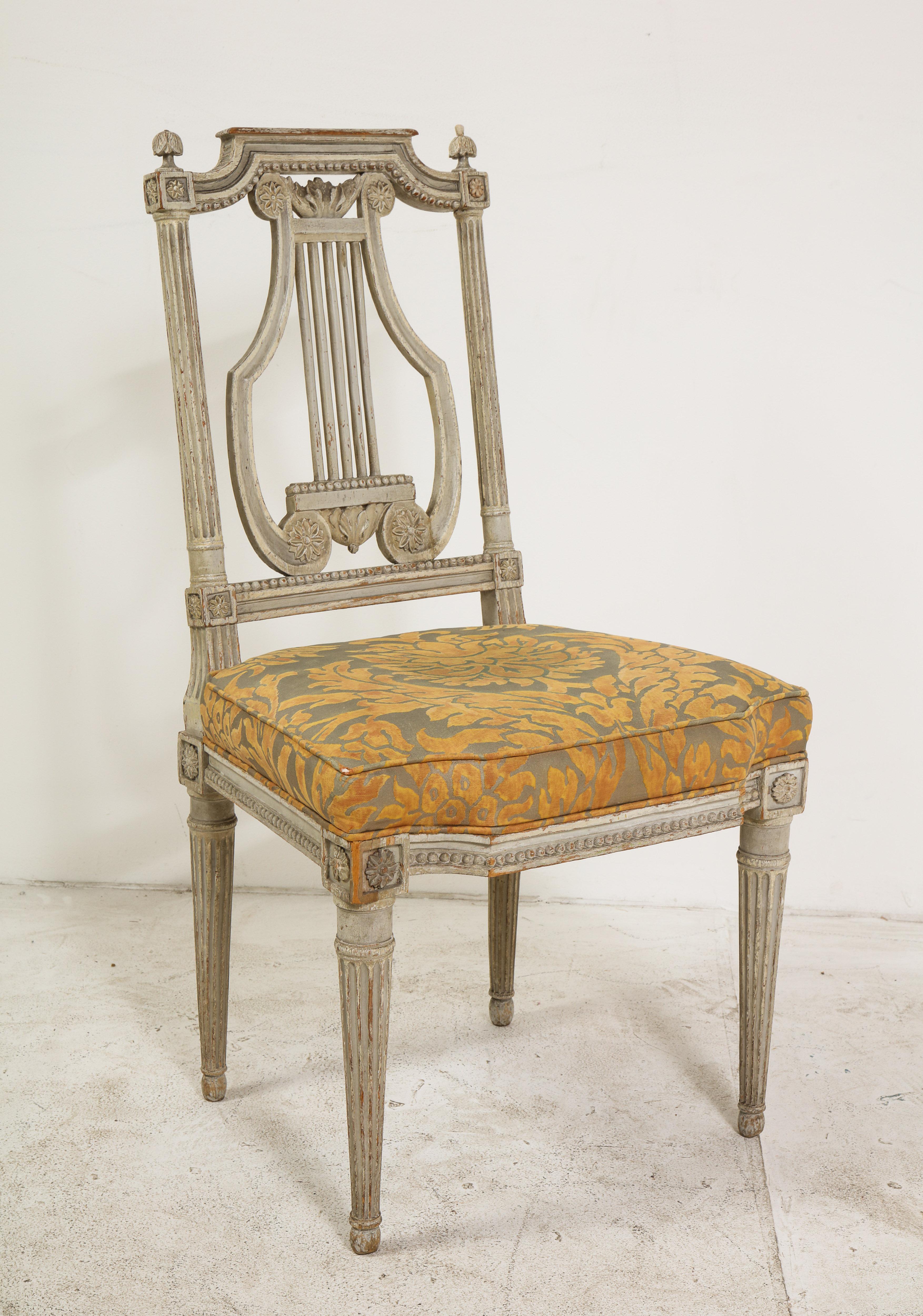 Pair of 19th Century Italian Painted Lyre-Back Chairs with Fortuny Seat Cushions 7