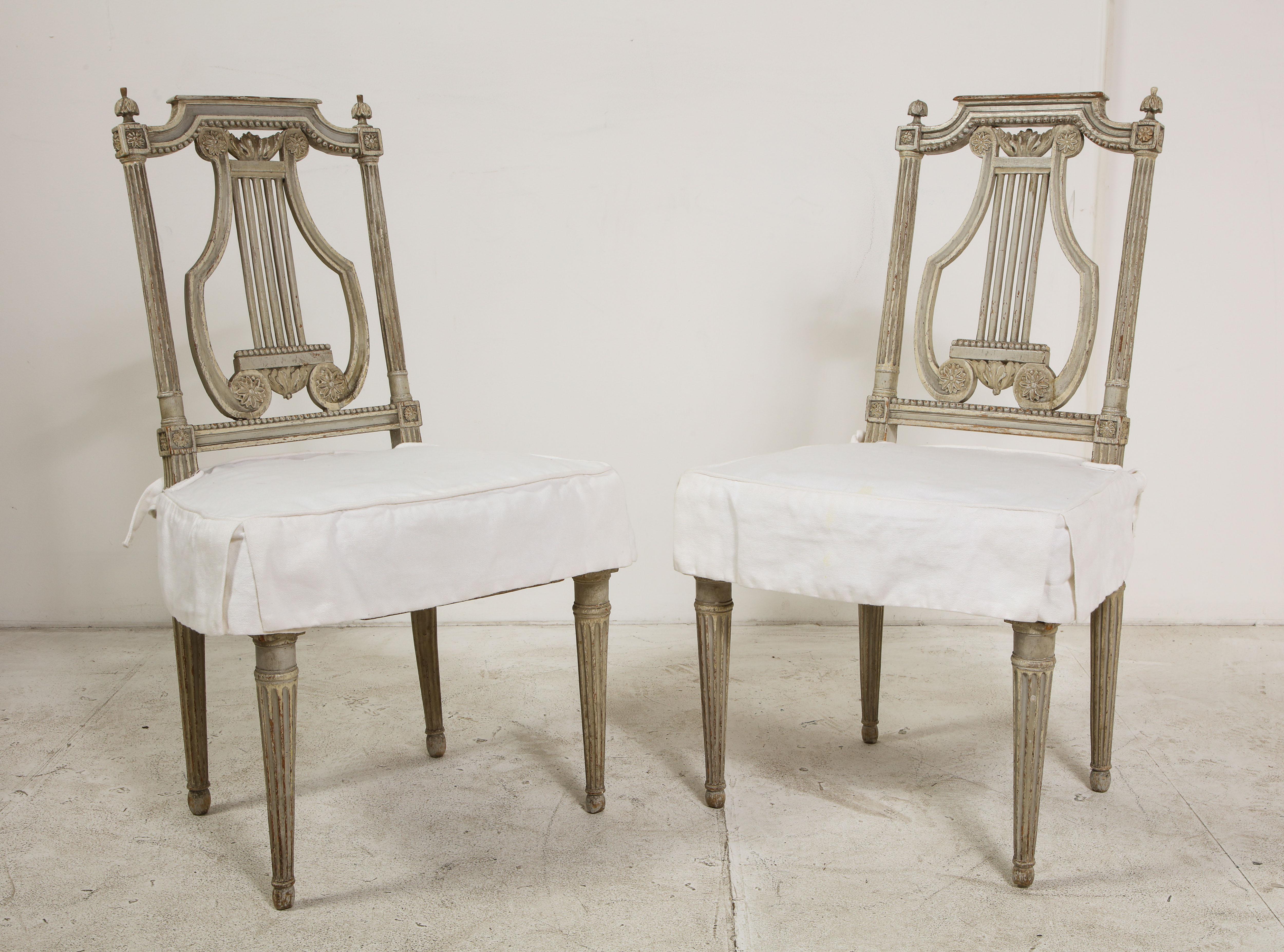 Pair of 19th Century Italian Painted Lyre-Back Chairs with Fortuny Seat Cushions 11