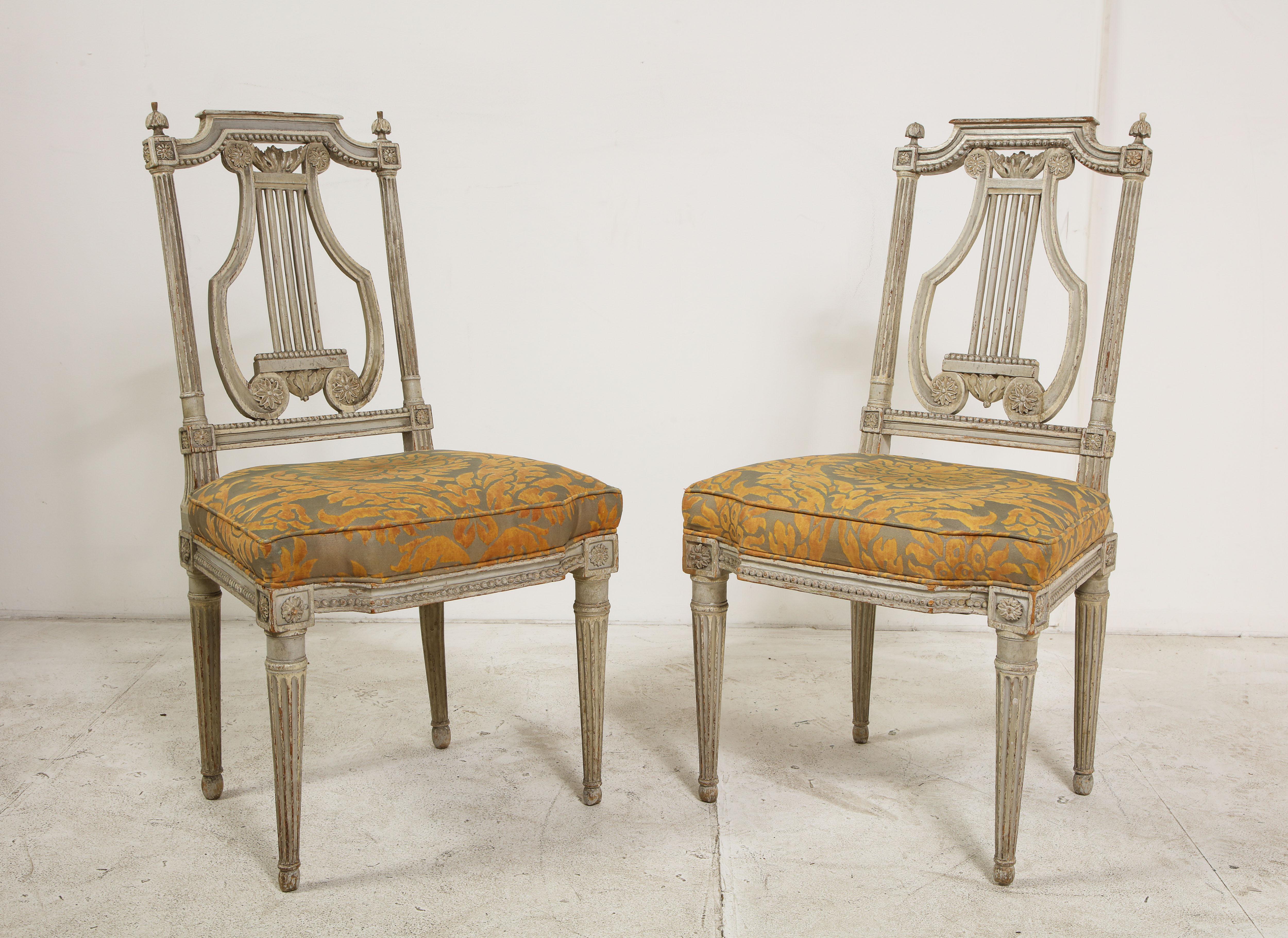 Pair of 19th Century Italian Painted Lyre-Back Chairs with Fortuny Seat Cushions 12