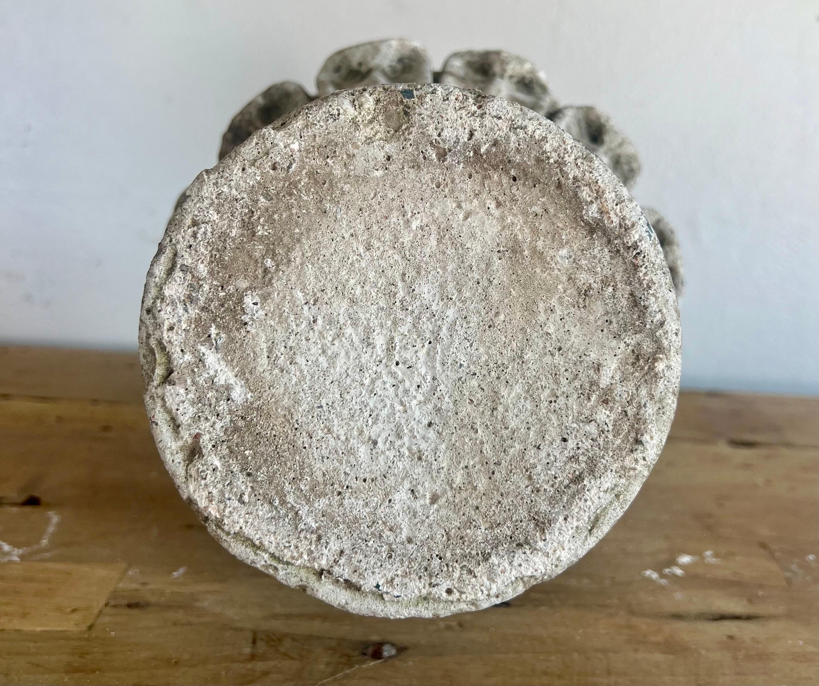 Paar italienische Stone Artischocken aus dem 19. im Angebot 2