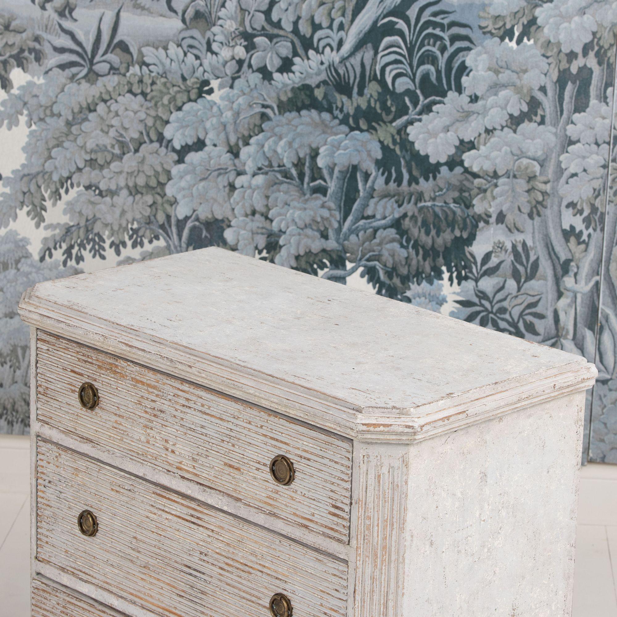 Pair of 19th c. Swedish Gustavian Painted Bedside Commodes 2