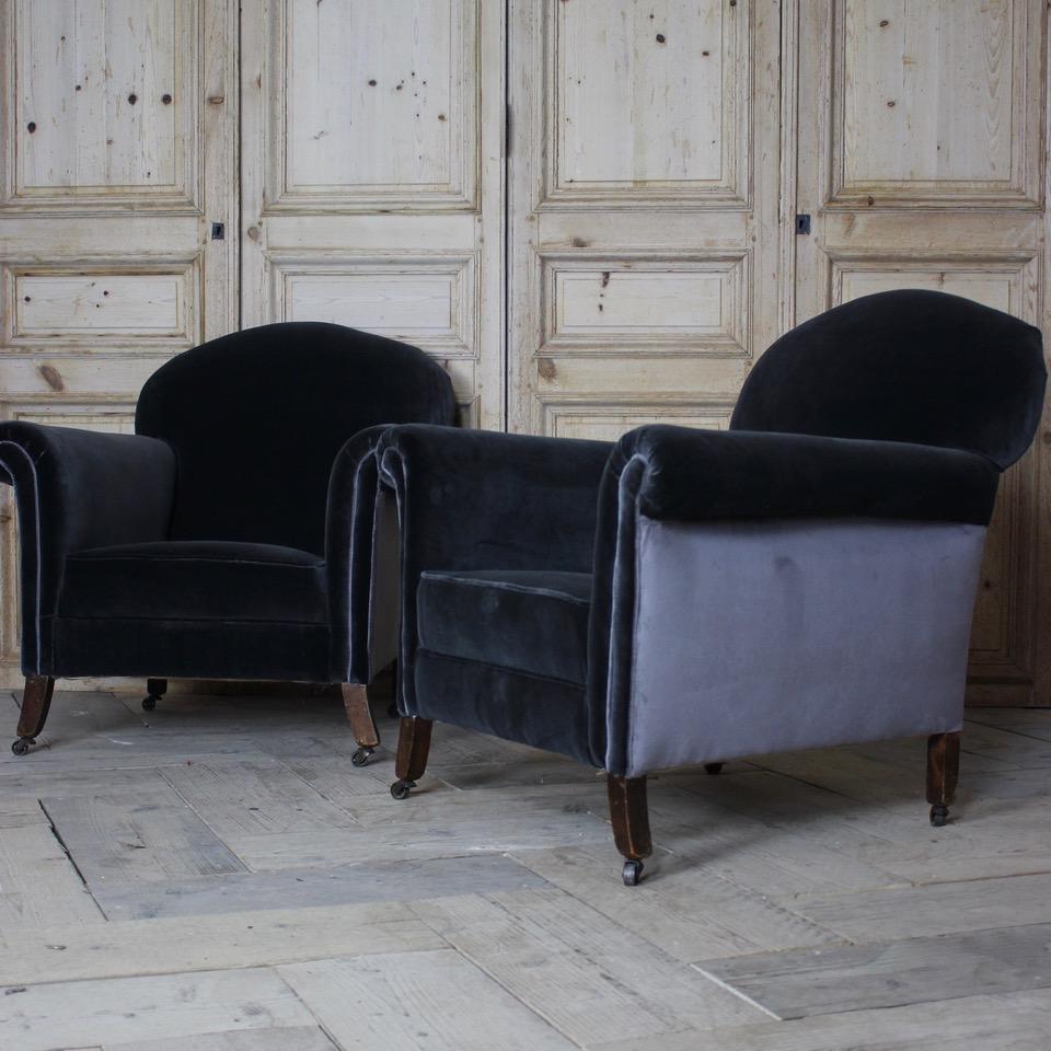 Pair of 19th Century English Armchairs in Velvet 8