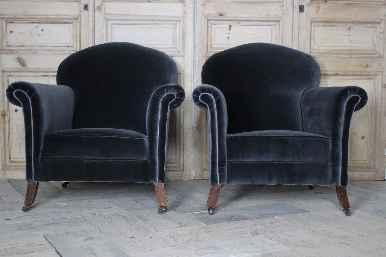 Pair of 19th Century English Armchairs in Velvet In Good Condition In Gloucestershire, GB