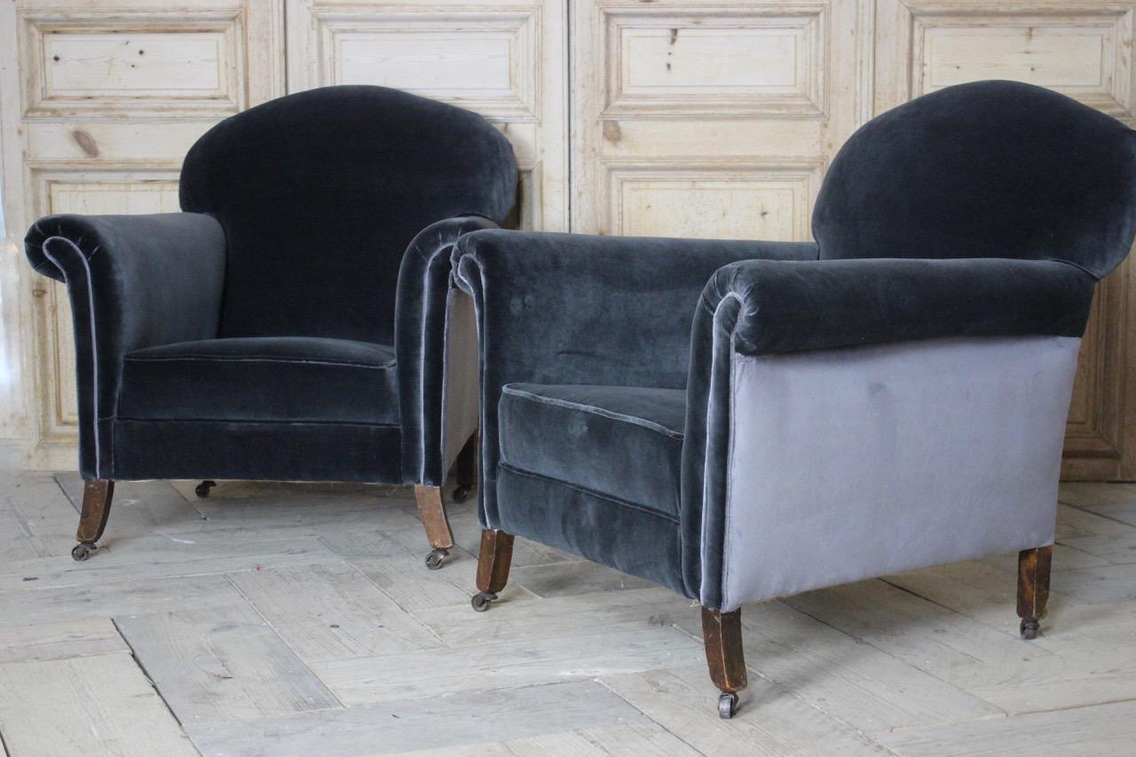 Pair of 19th Century English Armchairs in Velvet 3