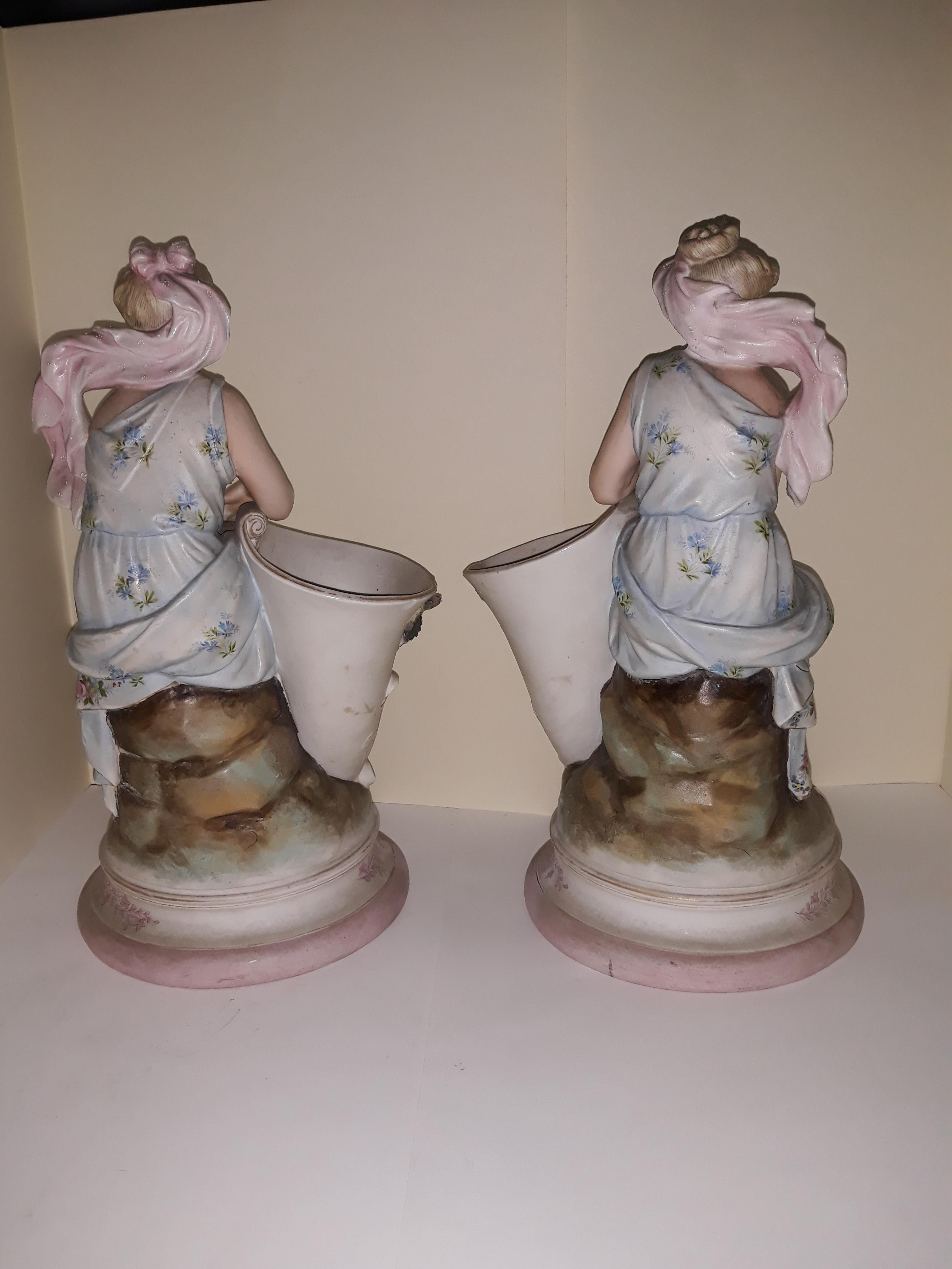 Neoclassical Pair of 19th Century Porcelain Biscuit, France, Vieux Paris Cornucopia Statue For Sale