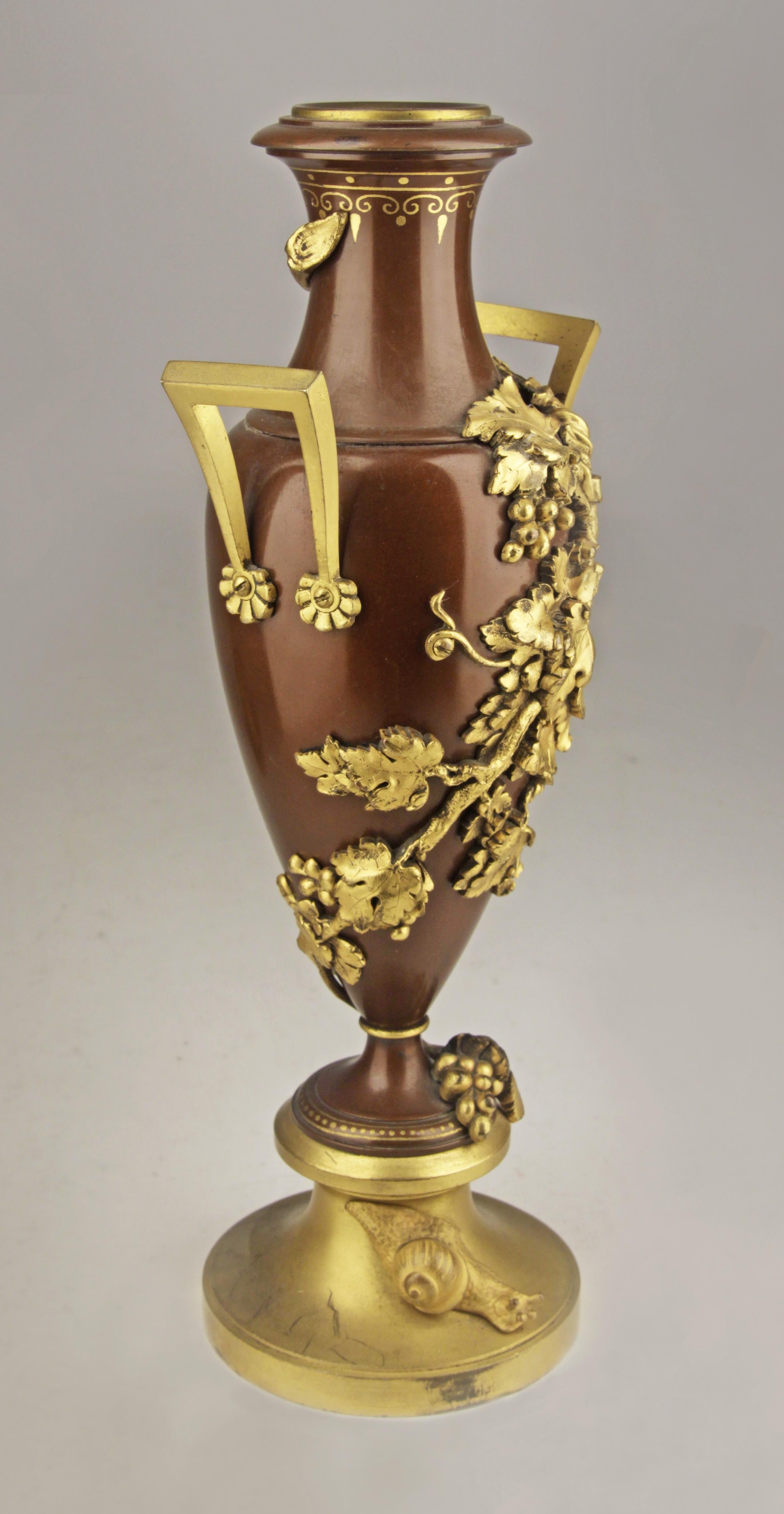 Dekorative Amphoren aus Bronze des 19. Jahrhunderts/2. Kaiserreichs von F. Barbedienne, Paar (Gegossen) im Angebot