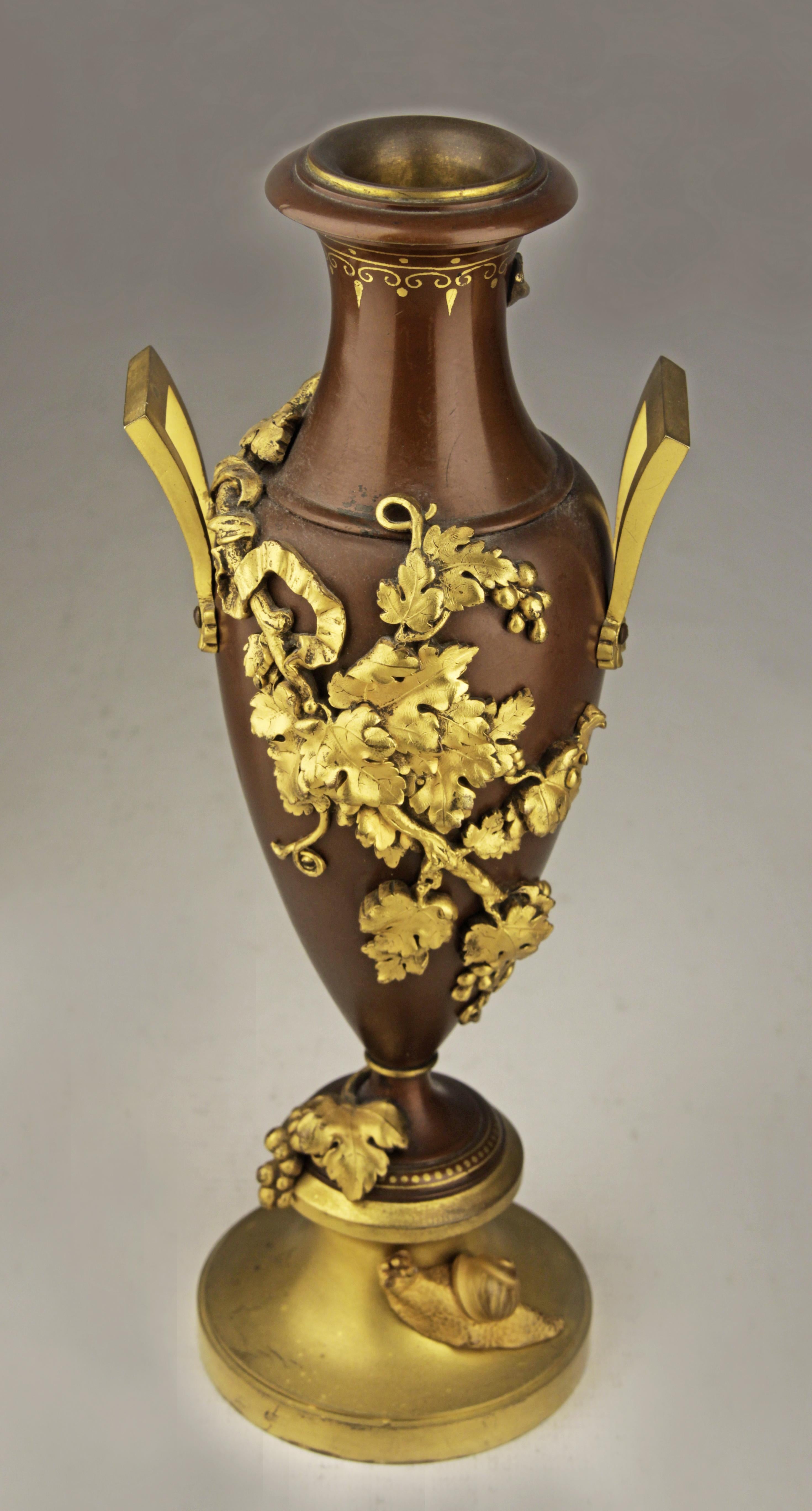 Dekorative Amphoren aus Bronze des 19. Jahrhunderts/2. Kaiserreichs von F. Barbedienne, Paar (Kupfer) im Angebot