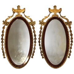 Paire de Miroirs en Bois Doré de Style Adam du 19ème Siècle