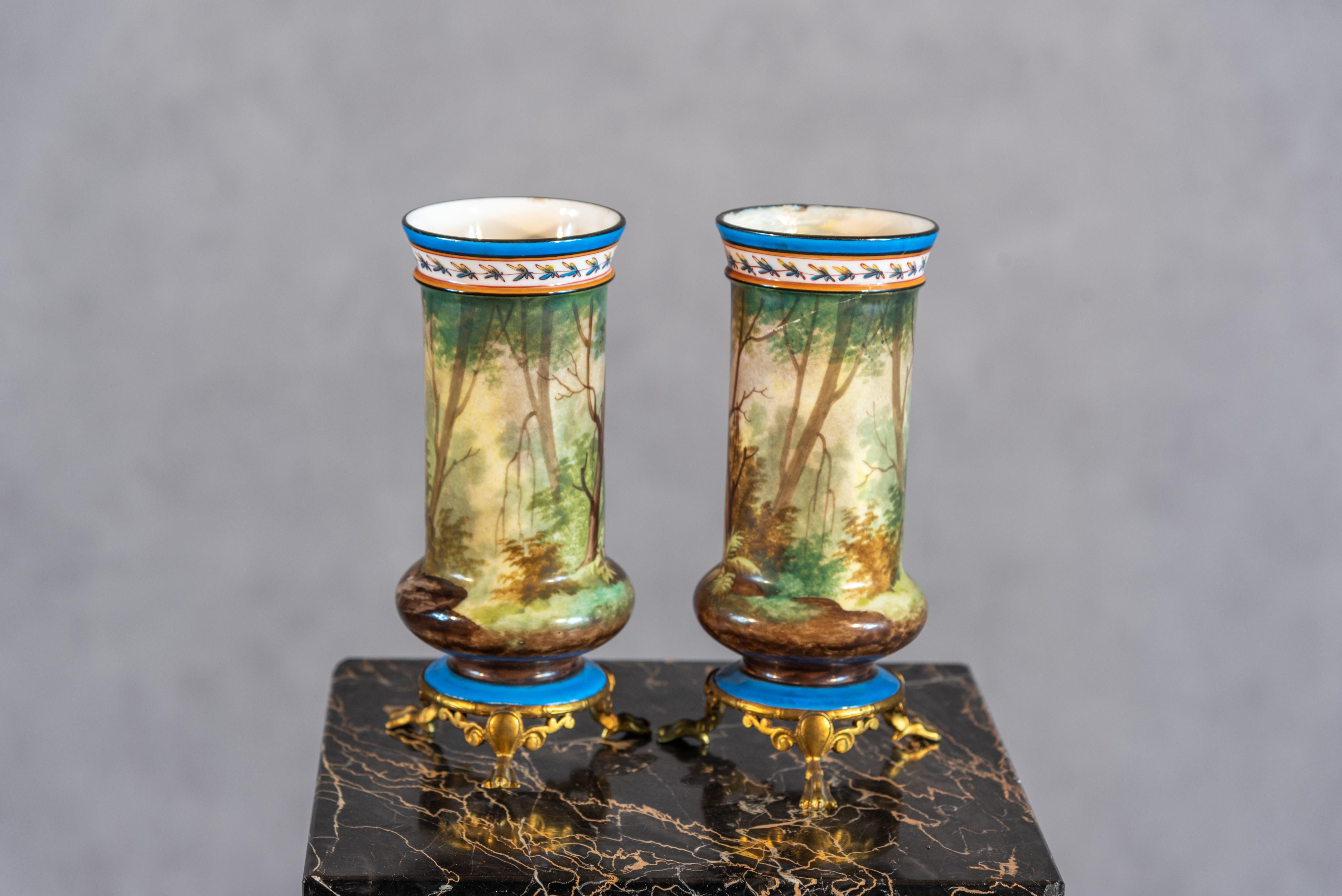 Pair Of 19th Century After Sevres Vases In Good Condition In San Antonio, TX