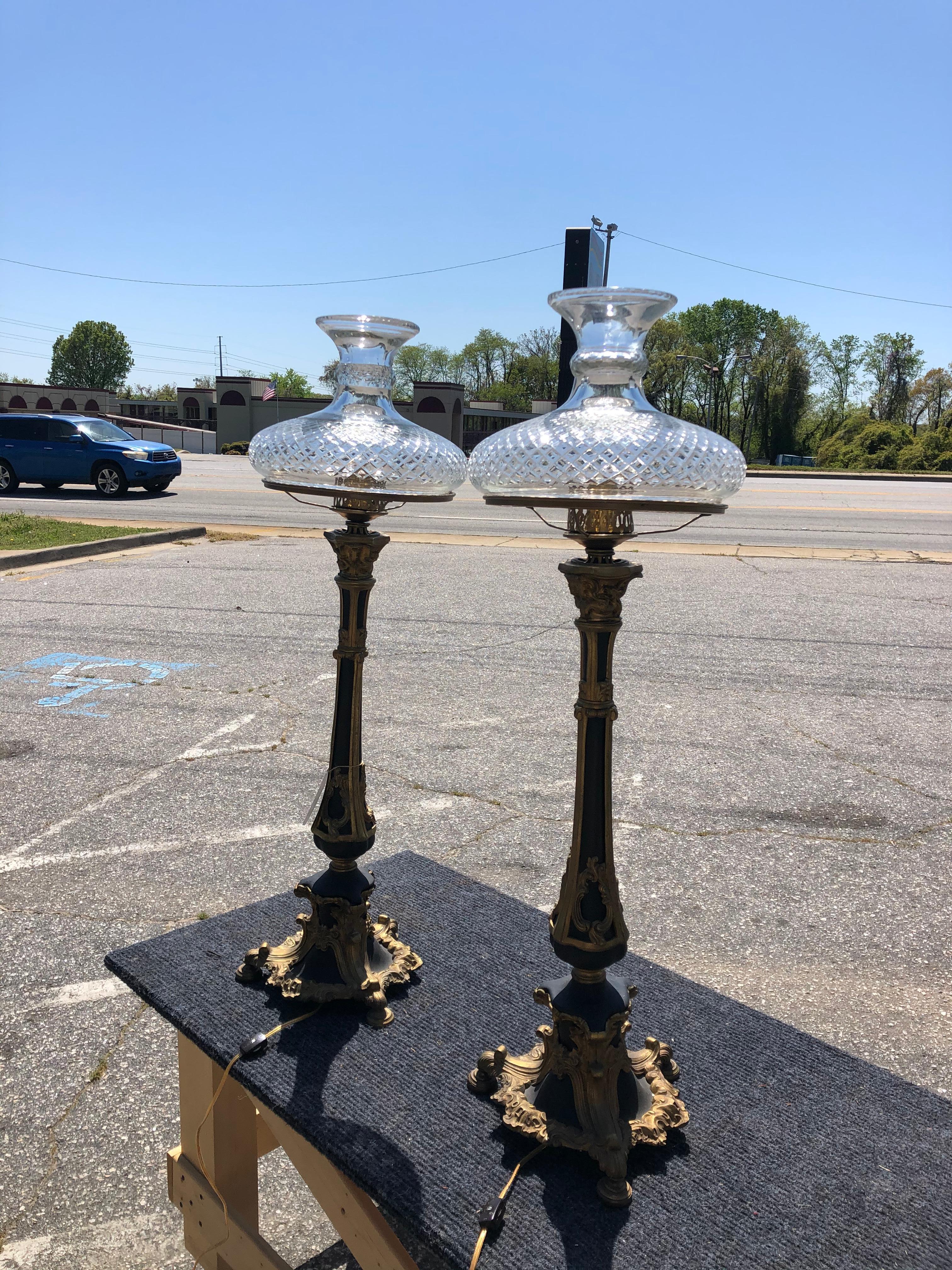 Pair of 19th Century American Bronze Astral Lamps For Sale 1