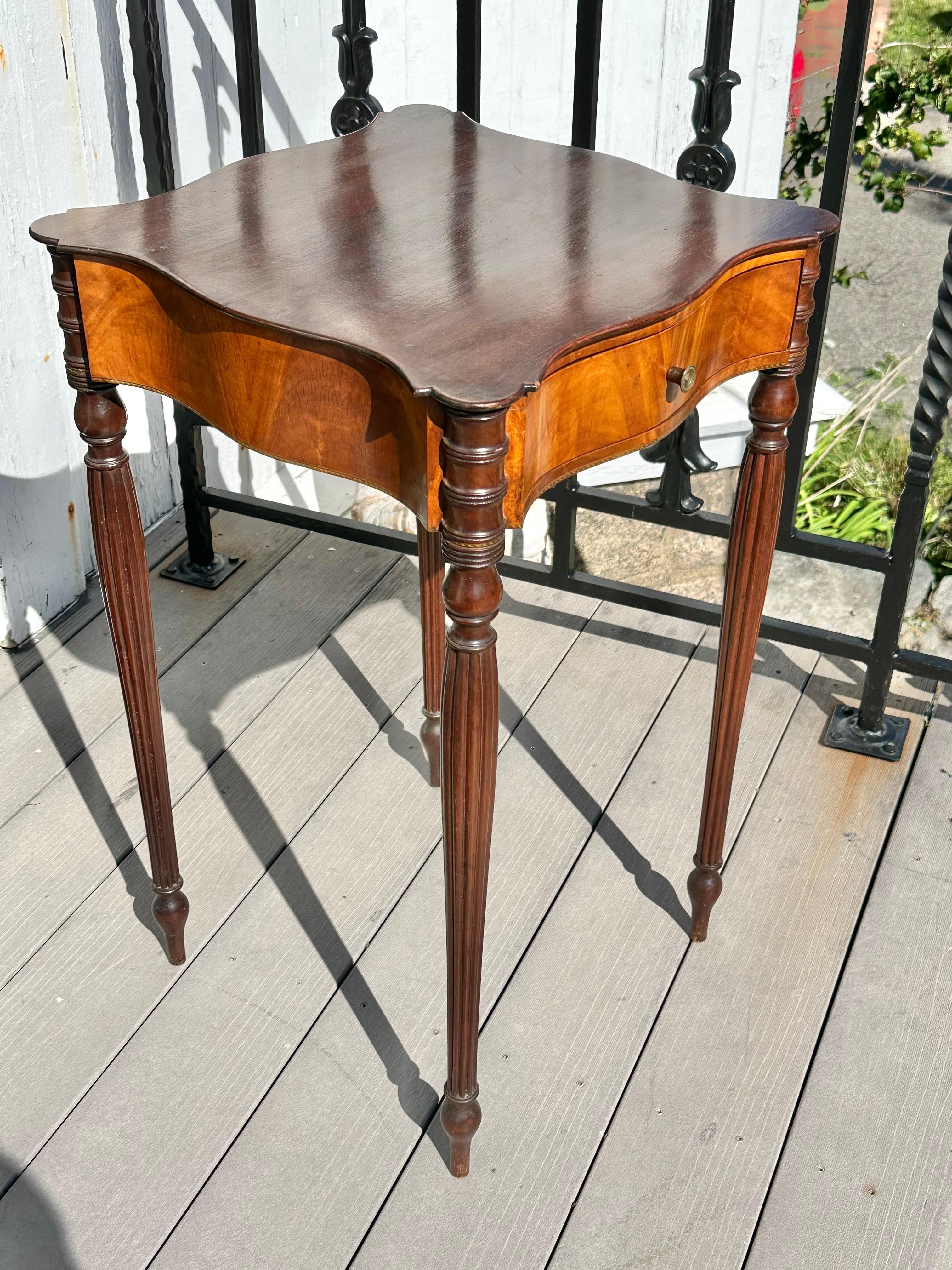 Pair of 19th Century American Federal Birch Side or End Tables 2