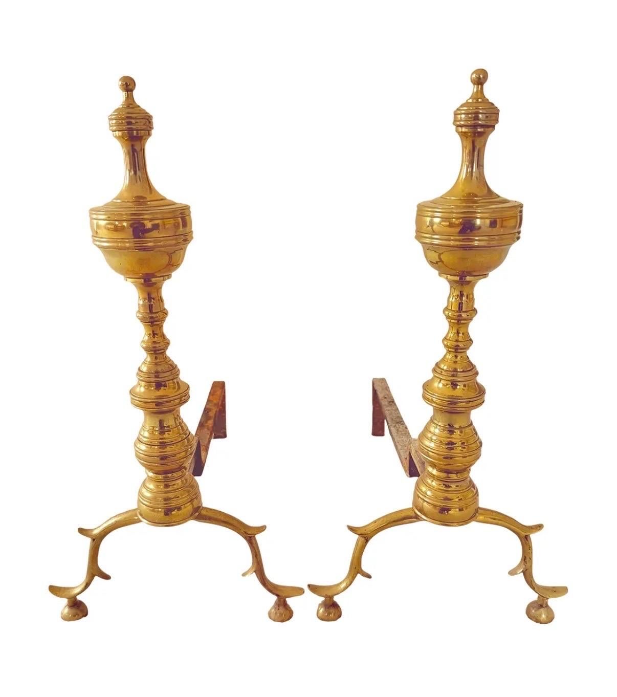 Ottone Coppia di androni in ottone lucido Feder del XIX secolo in vendita