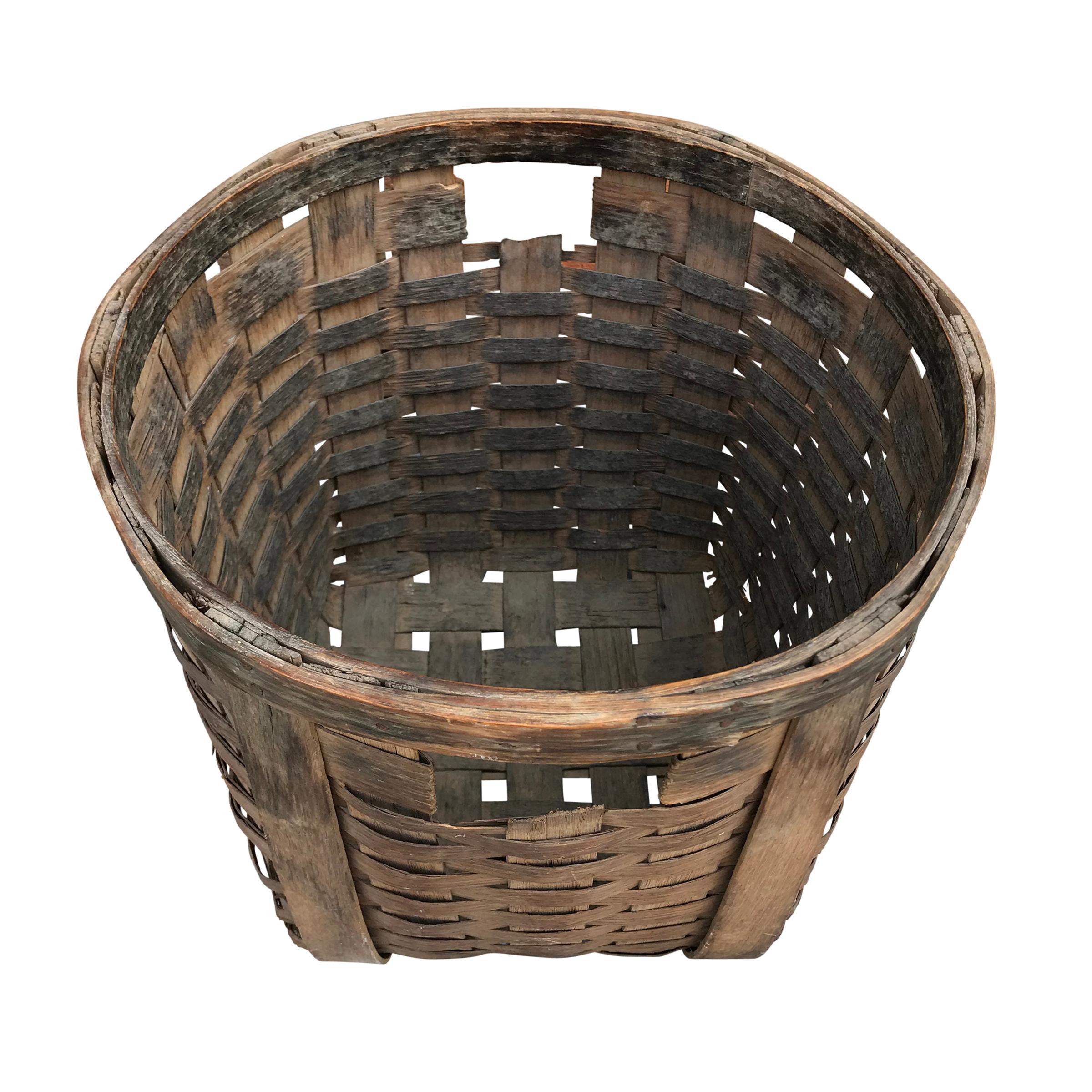 Pair of 19th Century American Potato Baskets In Good Condition In Chicago, IL