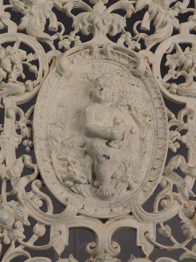 Pair of 19th Century Antique Cast Iron Decorative Wall Panels – Ornate Design For Sale 1