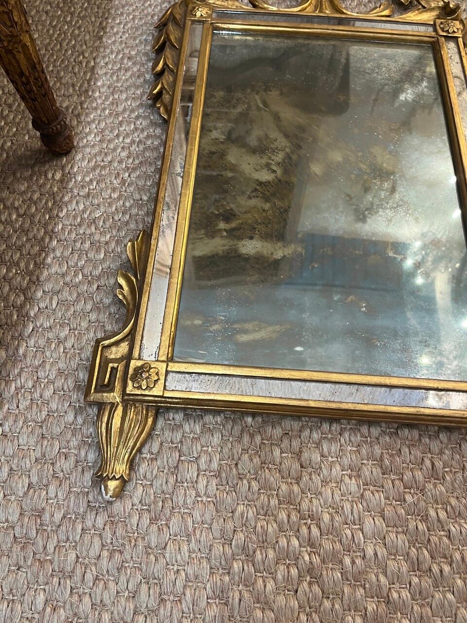 Pair of 19th Century Antique Italian Florentine Carved Gilt Mirrors In Good Condition For Sale In Houston, TX