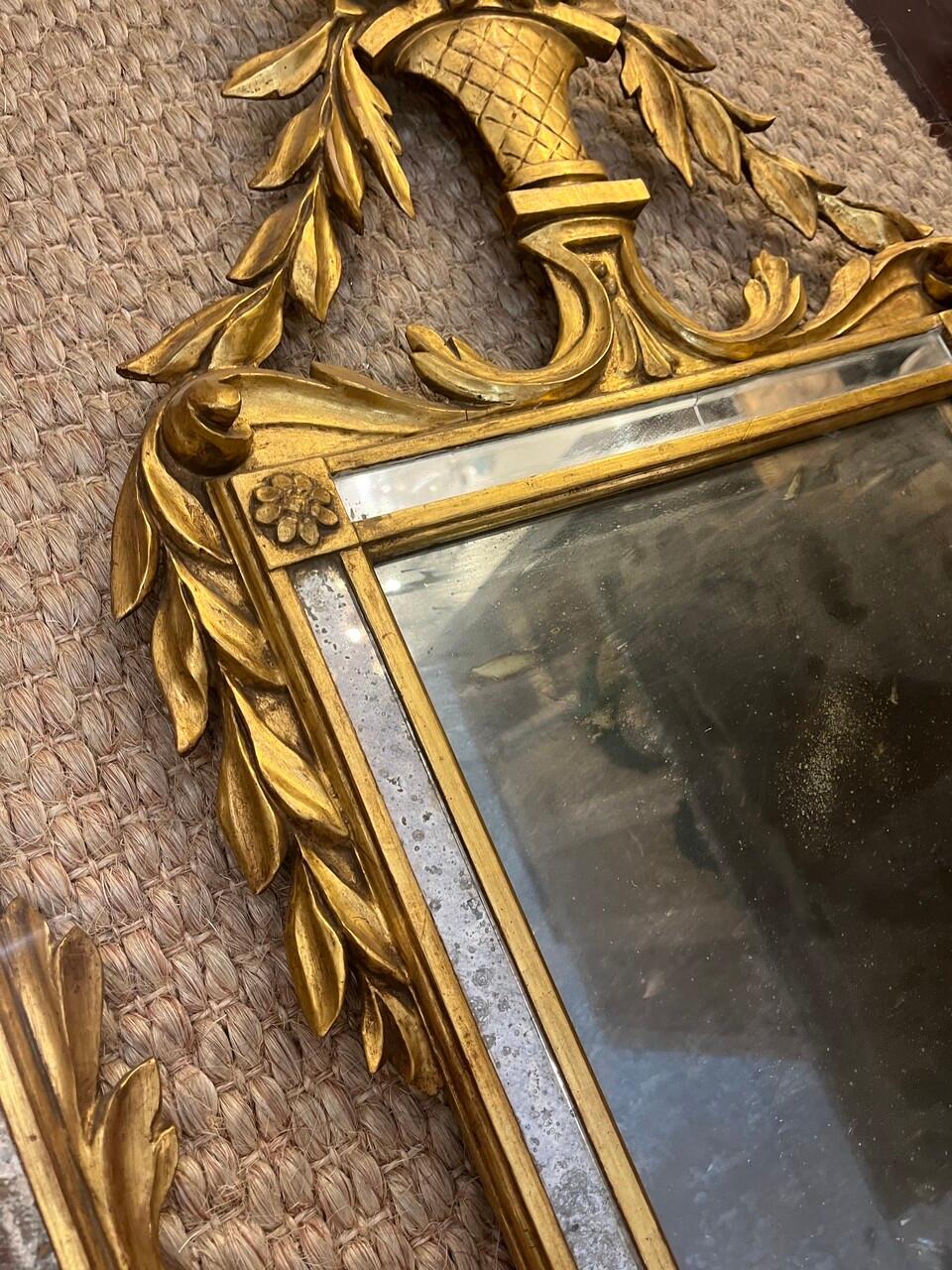 Pair of 19th Century Antique Italian Florentine Carved Gilt Mirrors For Sale 1