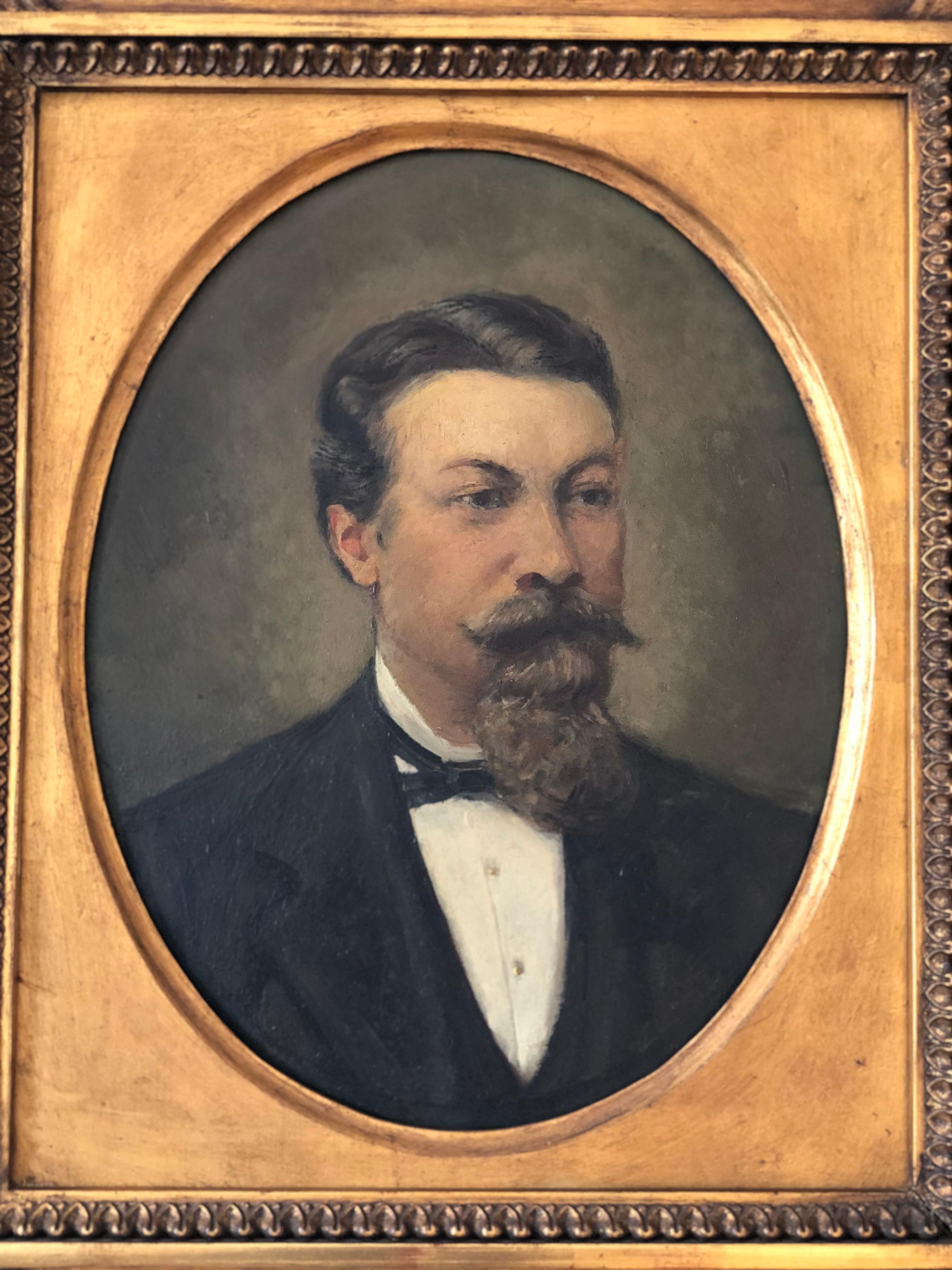 Sculpté à la main Paire d'anciens portraits à l'huile suédois du 19e siècle en vente
