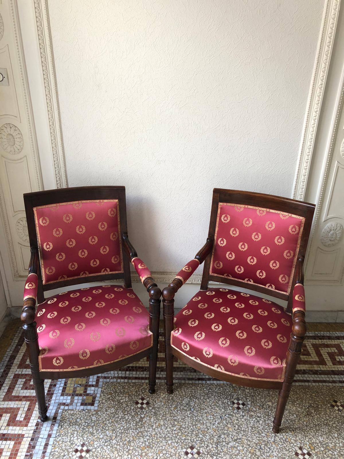 Français Paire de fauteuils du 19ème siècle de la période Empire en vente
