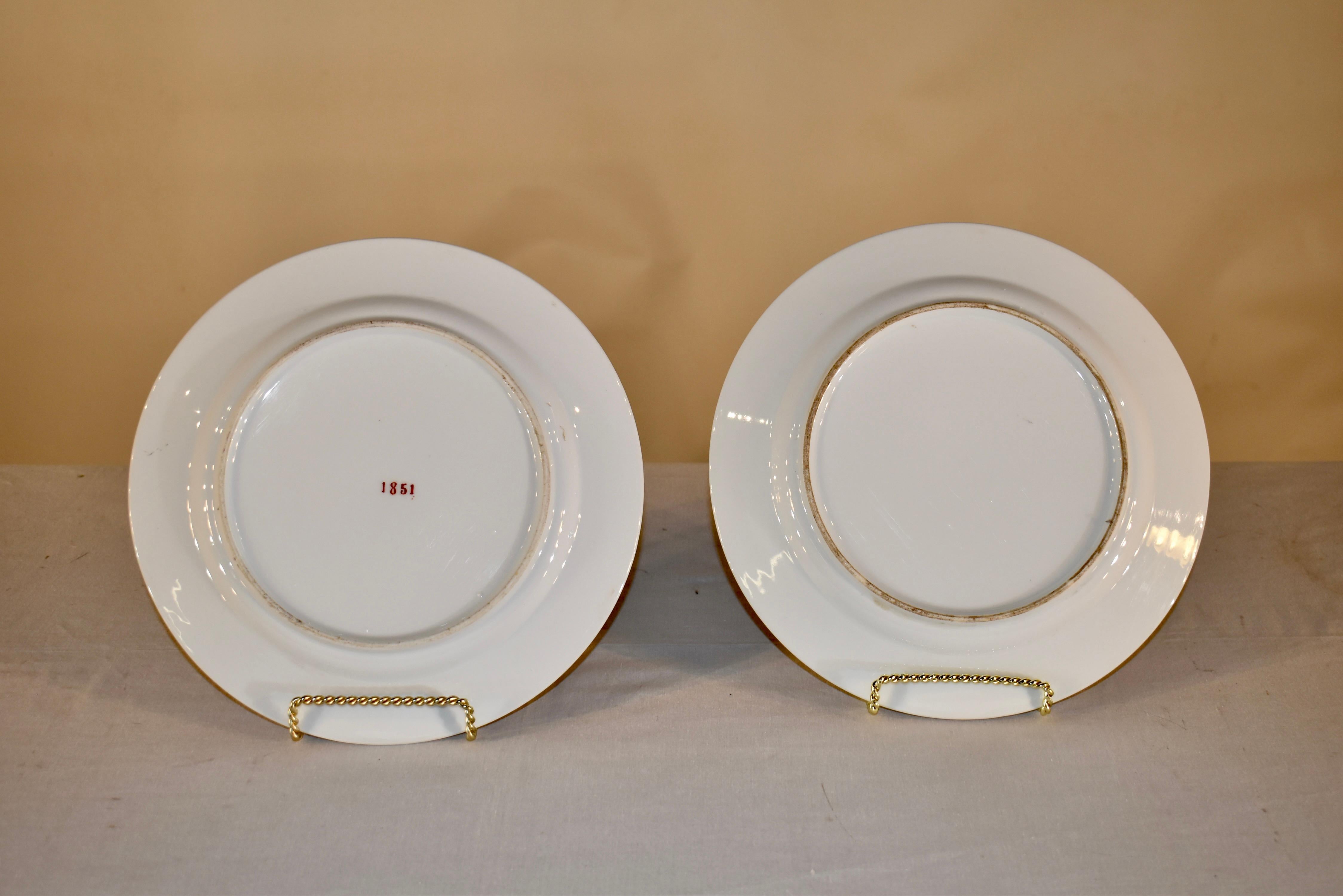 Pareja de placas armoriales del siglo XIX en venta 2