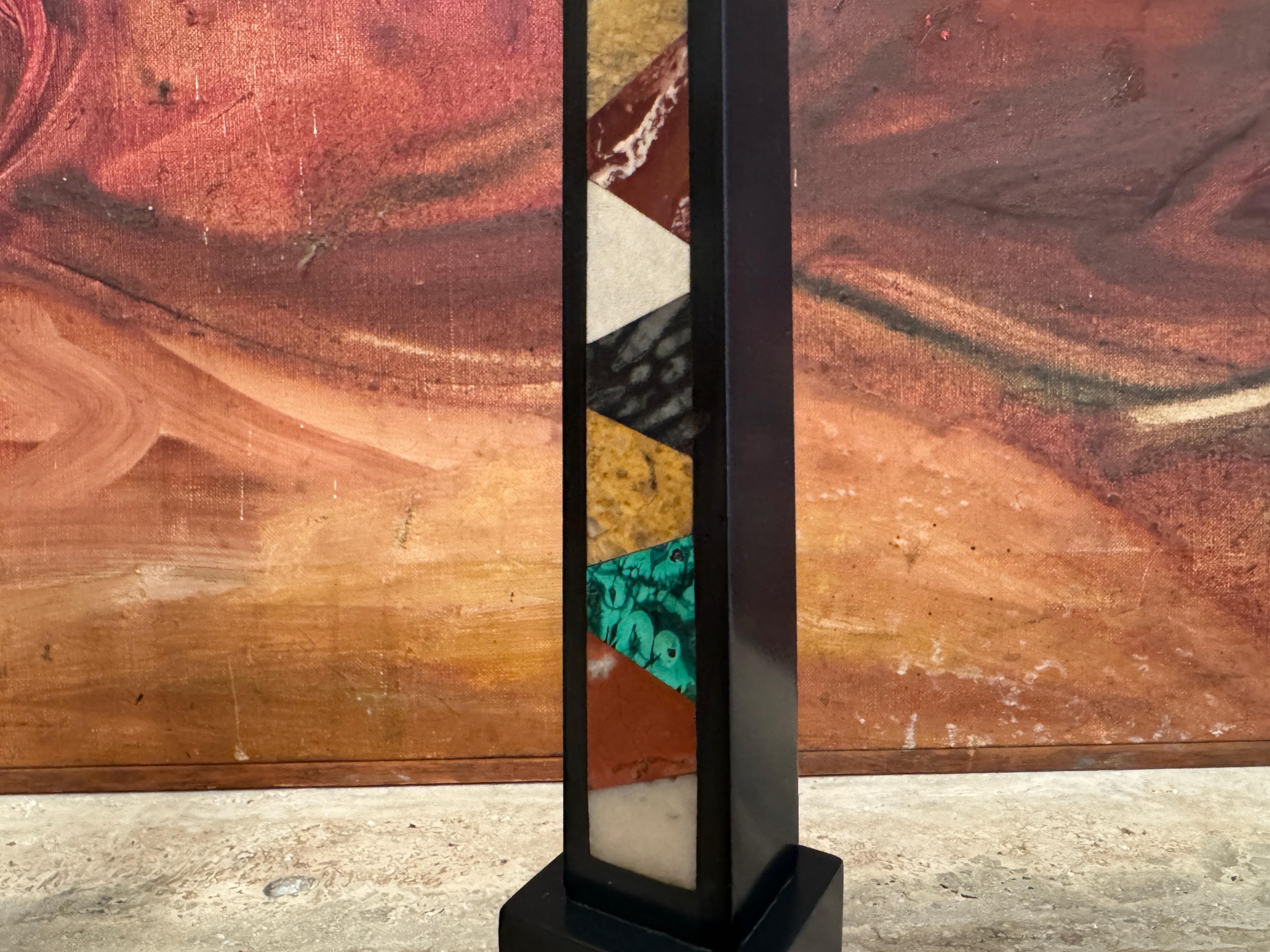 Coppia di obelischi in marmo nero e pietra dura di Ashford del XIX secolo in vendita 2