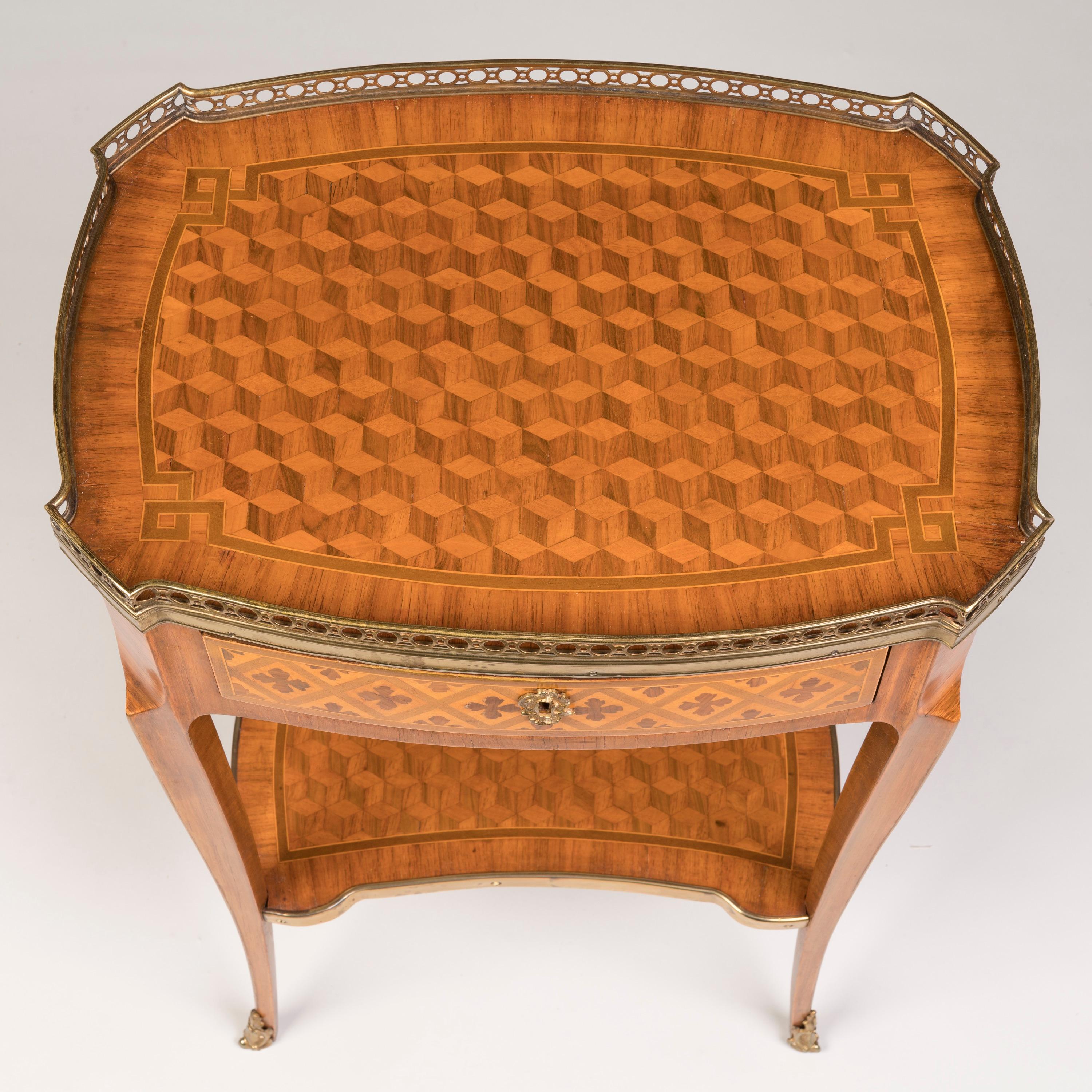 Parqueterie Paire de tables en parqueterie de bois de roi de la Belle Époque du XIXe siècle en vente