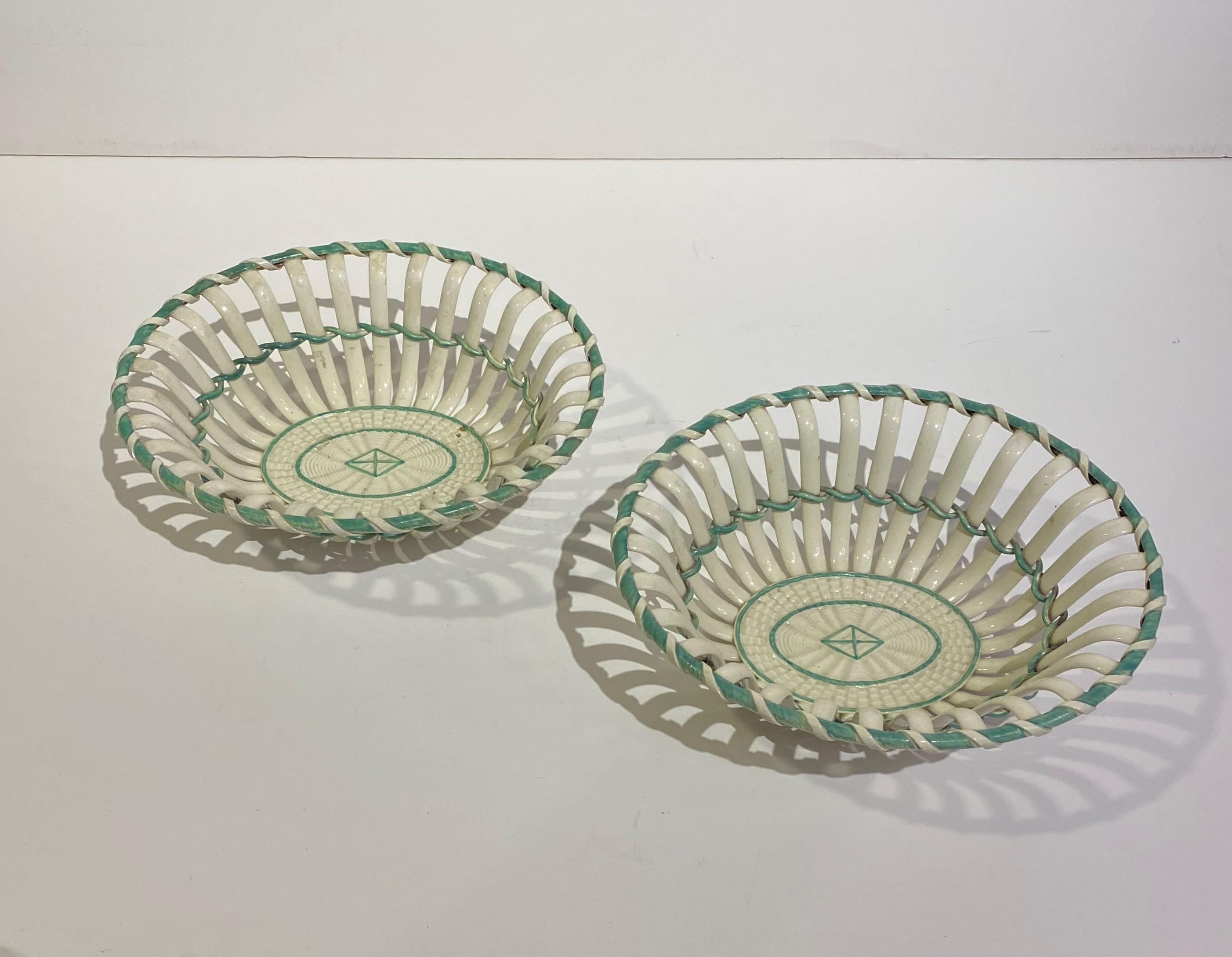 English Pair of 19th Century Bi-Color Pierced Baskets from England For Sale