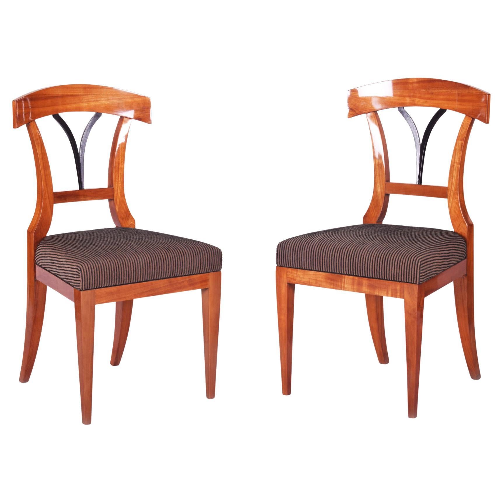 Pair of 19th Century Biedermeier Dining Chairs Made in 1930s Czechia For Sale